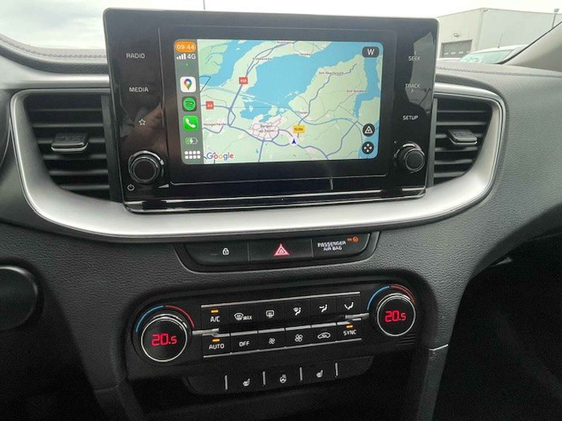 Kia Ceed Sportswagon 1.0 T-GDi DynamicLine Climate Control, Cruise Control, Navigatie ( via Apple Carplay/Android auto), 16"Lm, Stoel/Stuurverwarming - 7/24