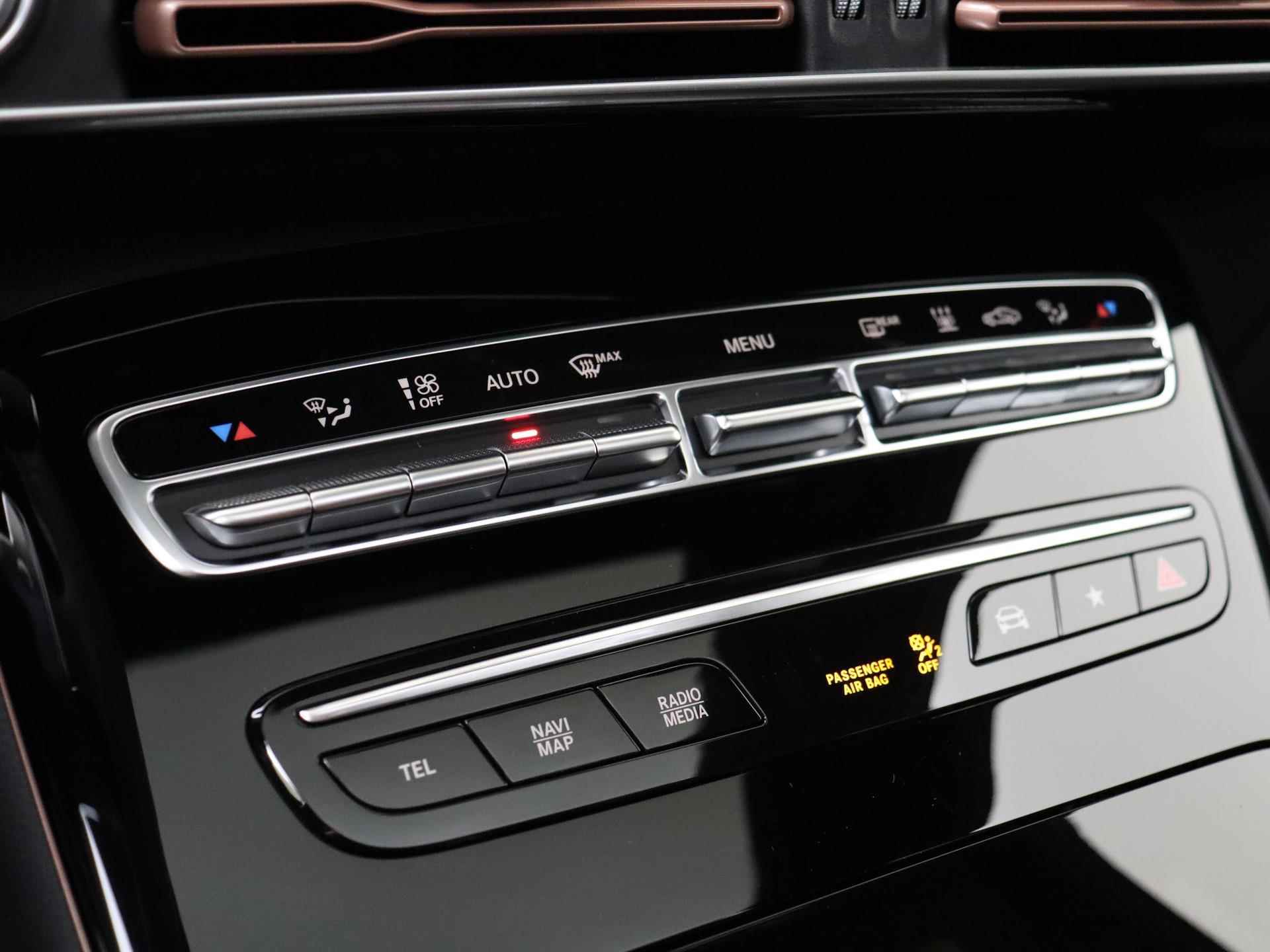 Mercedes-Benz EQC 400 4MATIC AMG Line 80 kWh Nieuw! /Panoramadak / Memory stoelen/ Schuifdak/ Sfeerverlichting/ - 23/40