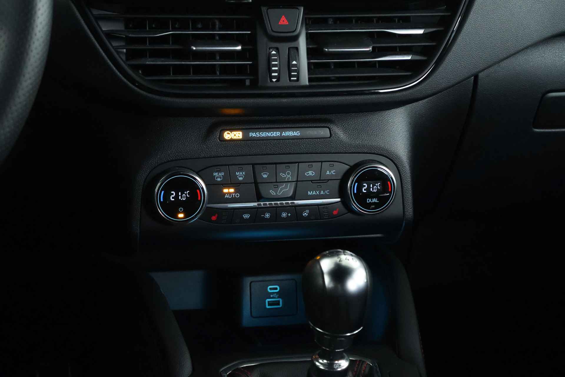 Ford Kuga 2.0D EcoBlue Hybrid ST-Line / LED / B&O / Head-up / CarPlay / ACC - 15/35