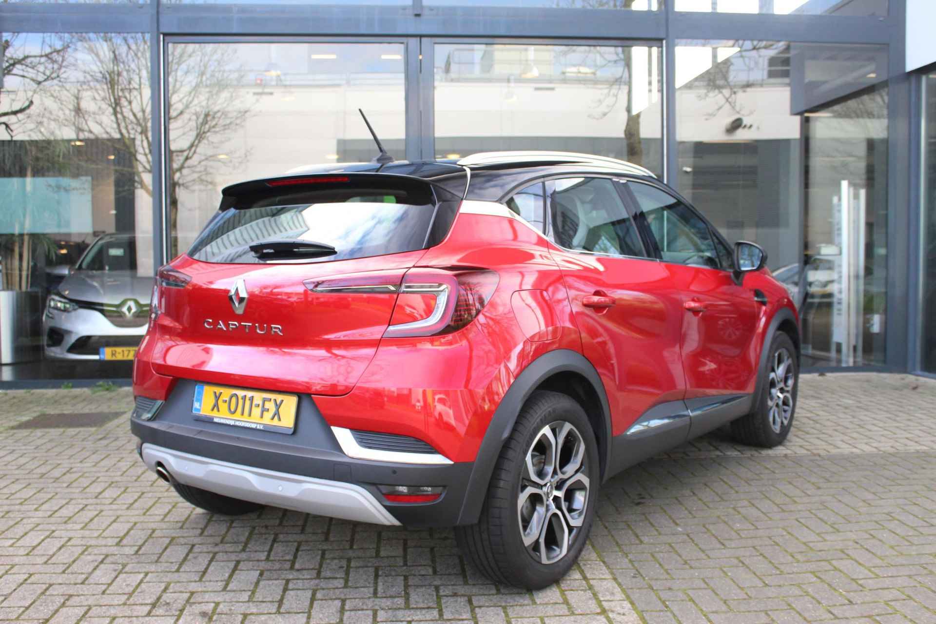 Renault Captur 1.3 TCe 155 EDC Intens AUTOMAAT 39.000KM / PDC / NAVI / CRUISE / CLIMATE / LANE ASSIST / KEYLESS / DAB / 18'' LMV - 3/52