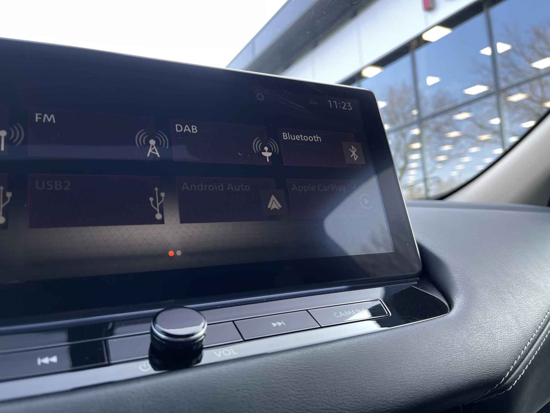 Nissan Qashqai 1.3 MHEV N-Connecta Design Pack | Panoramadak | Navigatie | 360° Camera | Adapt. Cruise Control | Digitaal Instrumentenpaneel | Rijklaarprijs! - 19/25