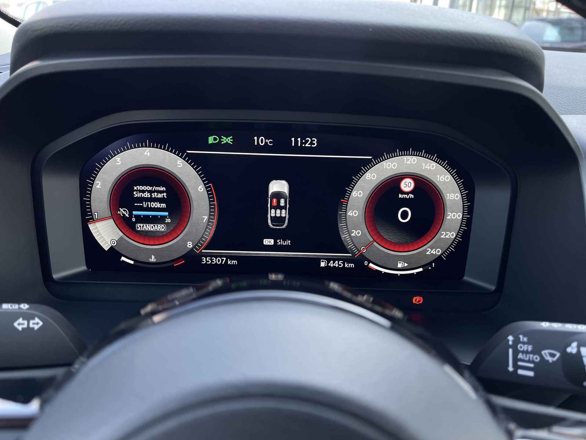 Nissan Qashqai 1.3 MHEV N-Connecta Design Pack | Panoramadak | Navigatie | 360° Camera | Adapt. Cruise Control | Digitaal Instrumentenpaneel | Rijklaarprijs! - 24/25