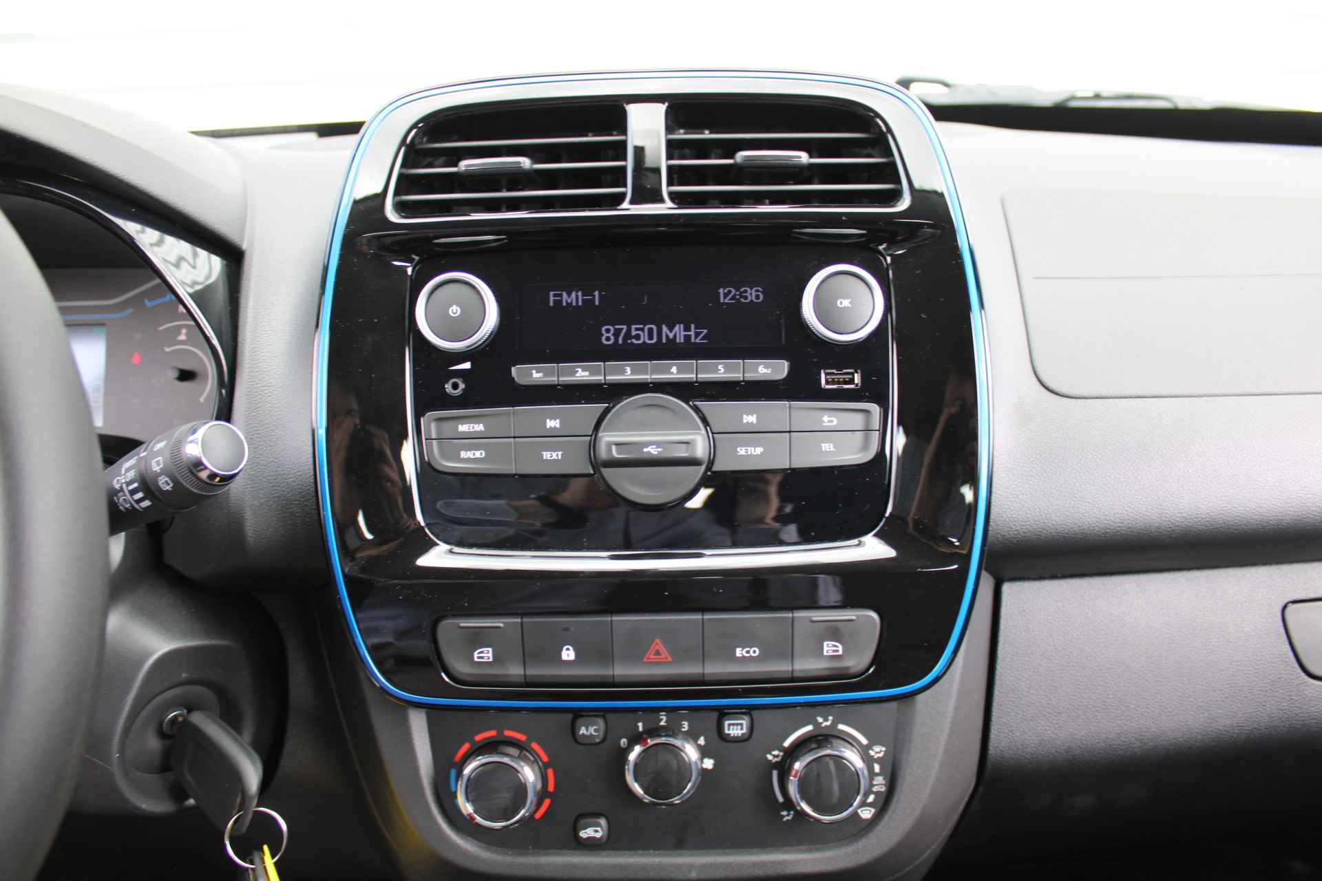 Dacia Spring Essential | Airco | 14" design velgen | Bluetooth | PDC | *€2000 overheidssubsidie mogelijk | - 16/24
