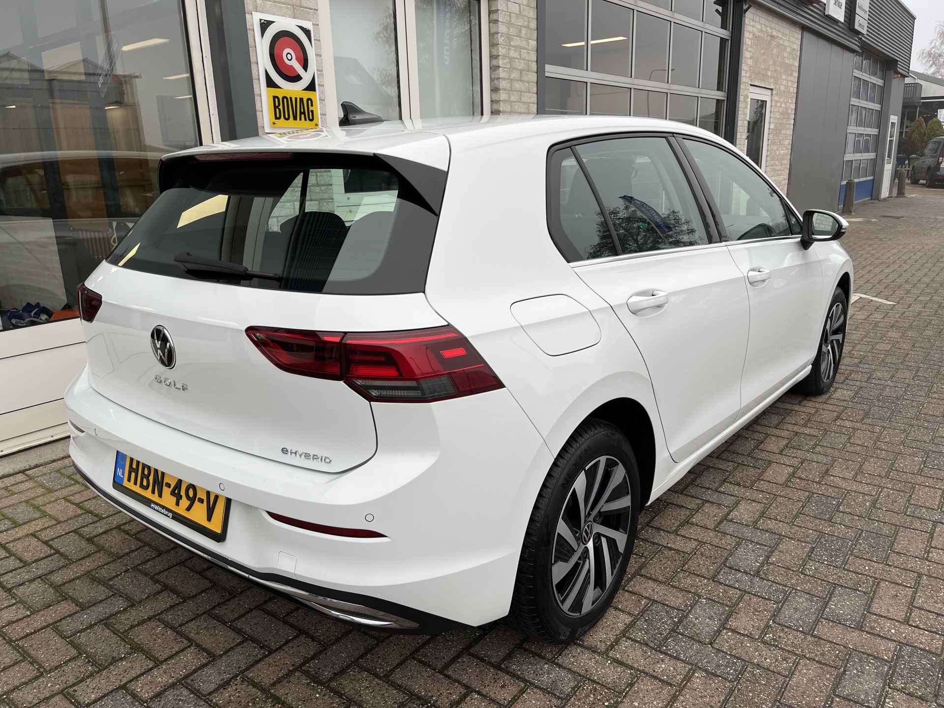 Volkswagen Golf 1.4 eHybrid Style / AUTOMAAT/ PARK. SENSOREN/ ERGO ACTIVE/ MEMORY SEATS/ DODE HOEK/ MATRIX/ STOEL-STUUR VERWARM./ ADAPT. CRUISE/ APP-CONNECT/ NAVI/ CLIMA/ DAB/ 16" LMV - 34/39