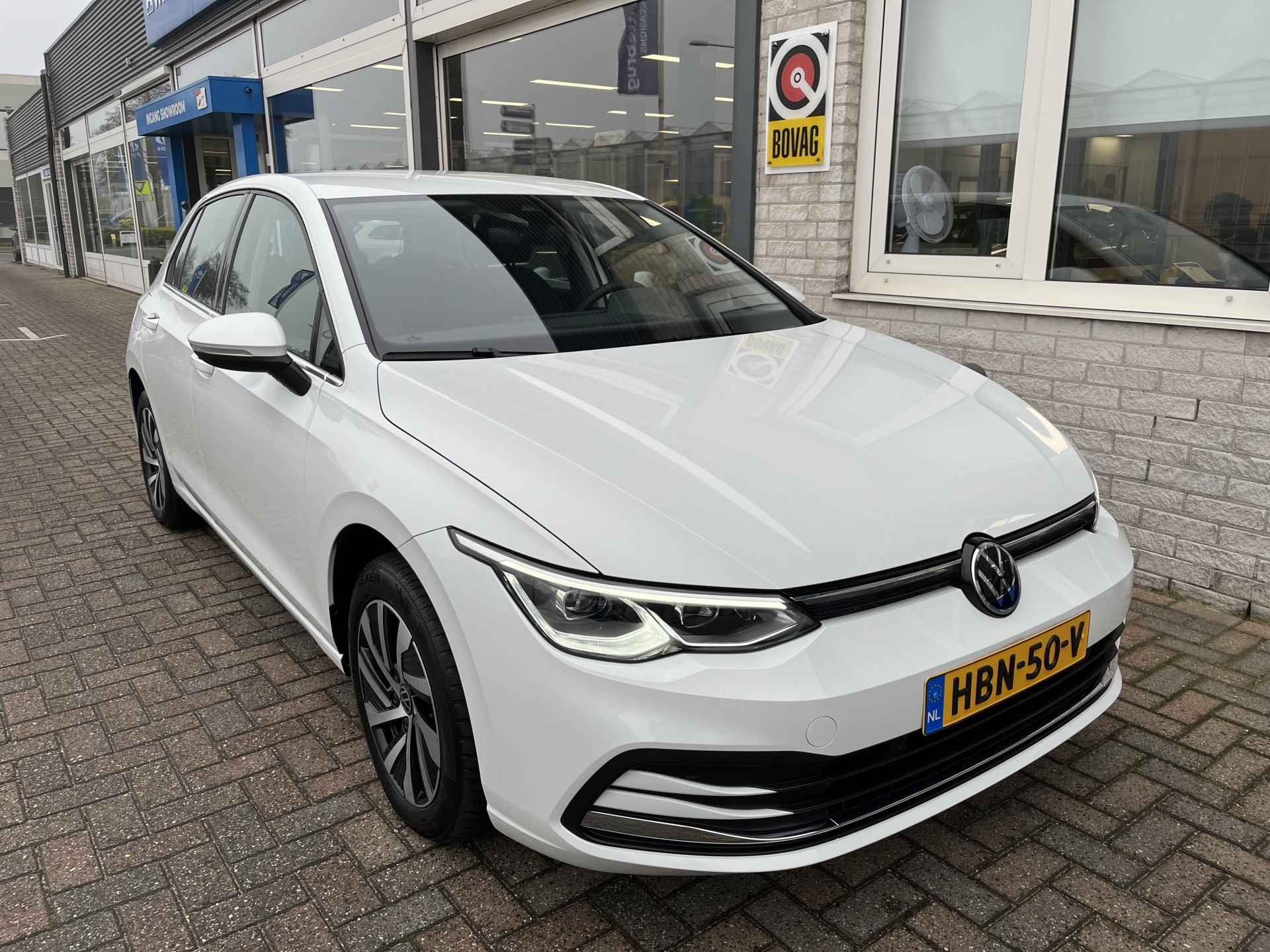 Volkswagen Golf 1.4 eHybrid Style / AUTOMAAT/ PARK. SENSOREN/ ERGO ACTIVE/ MEMORY SEATS/ DODE HOEK/ MATRIX/ STOEL-STUUR VERWARM./ ADAPT. CRUISE/ APP-CONNECT/ NAVI/ CLIMA/ DAB/ 16" LMV - 36/39