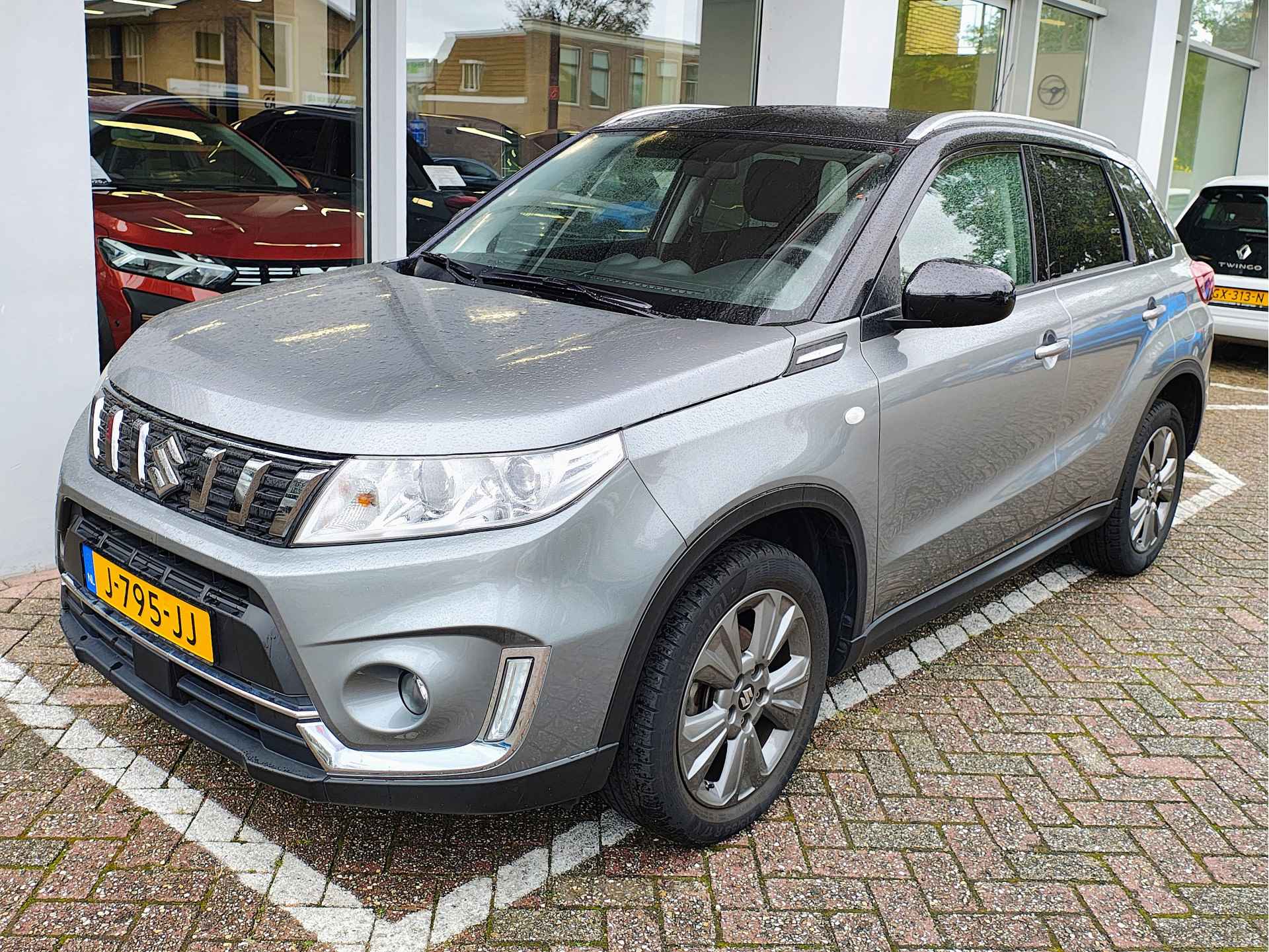 Suzuki Vitara 1.0 BOOSTERJET SELECT Navi | NL AUTO! | Stoelverwarming - 1/18