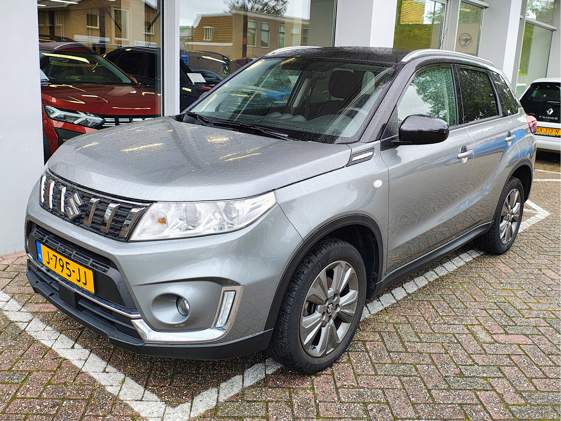 Suzuki Vitara 1.0 BOOSTERJET SELECT Navi | NL AUTO! | Stoelverwarming