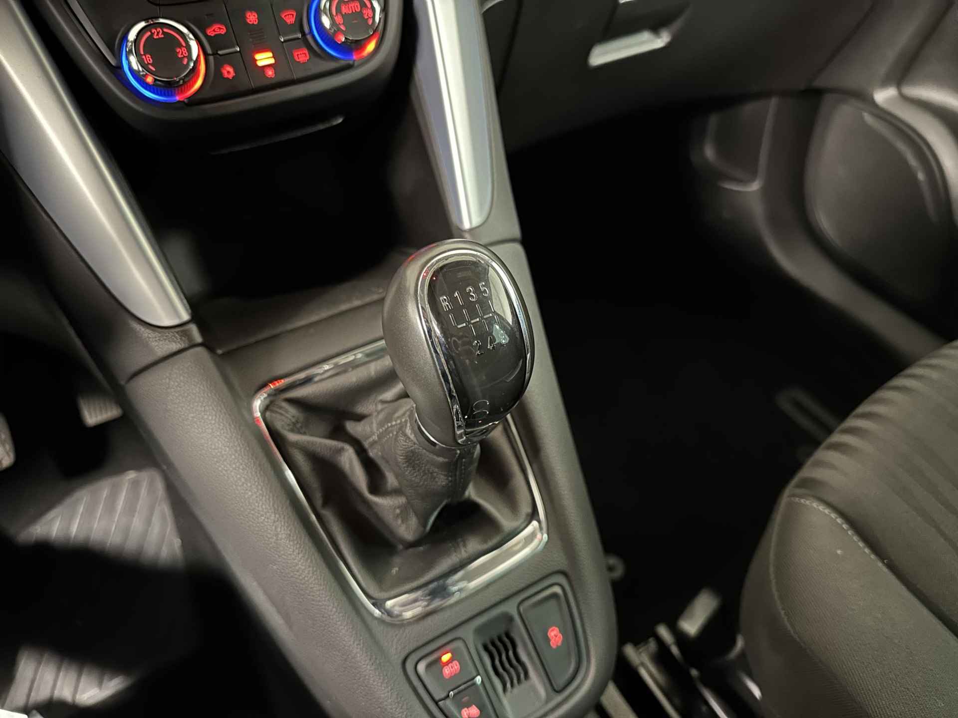 Opel Zafira Tourer 1.4 Turbo 140 Edition 7 persoons | Navigatie | Camera | Parkeersensoren - 13/24