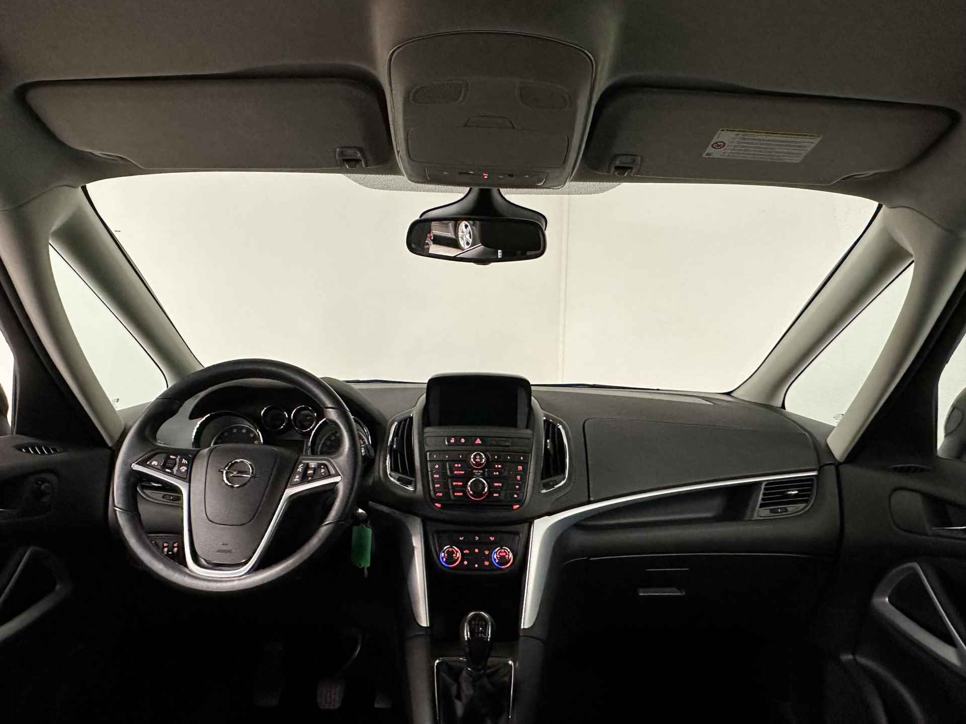 Opel Zafira Tourer 1.4 Turbo 140 Edition 7 persoons | Navigatie | Camera | Parkeersensoren - 23/24
