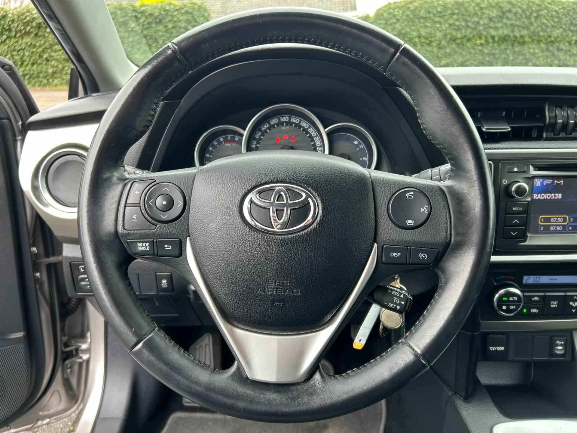 Toyota Auris 1.3 Aspiration | Climate control | Cruise control | Camera | - 6/25