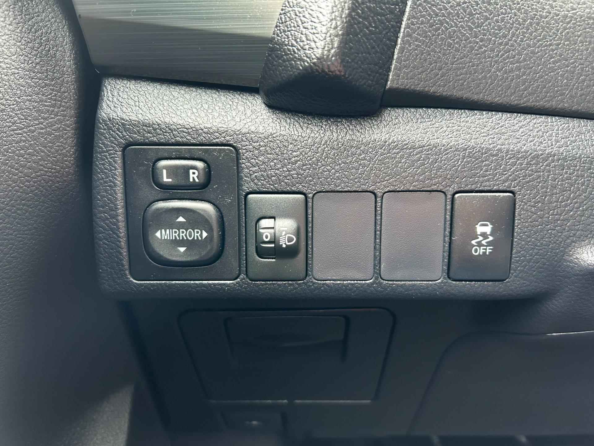 Toyota Auris 1.3 Aspiration | Climate control | Cruise control | Camera | - 20/25