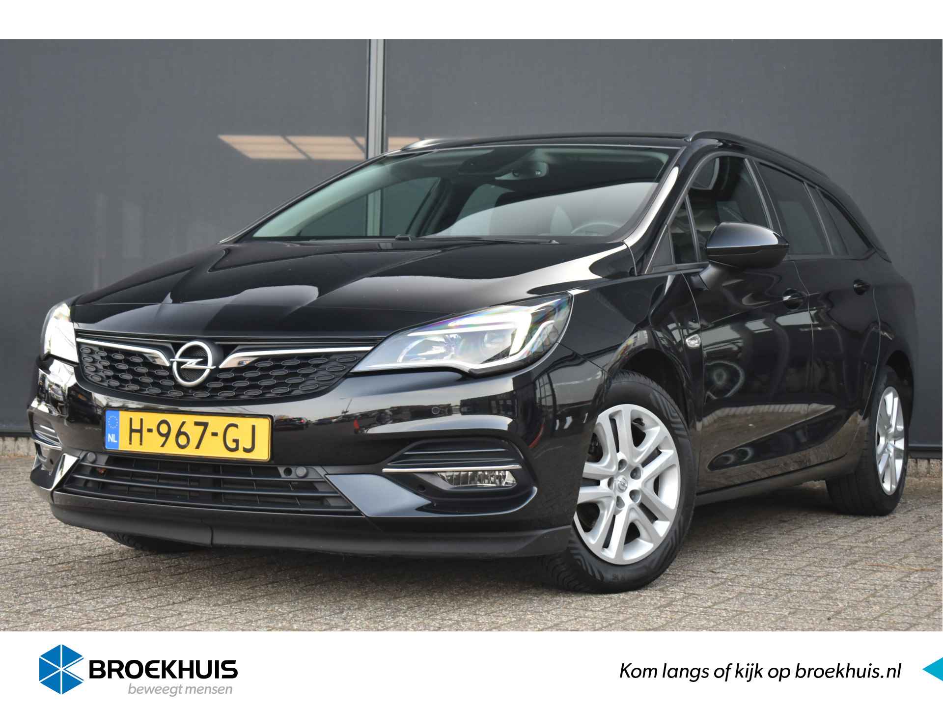 Opel Astra Sports Tourer 1.2 Business Edition+ | Afn. Trekhaak | Navigatie | AGR Stoelen | Allseason Banden | Achteruitrijcamera | Parkeers - 1/43