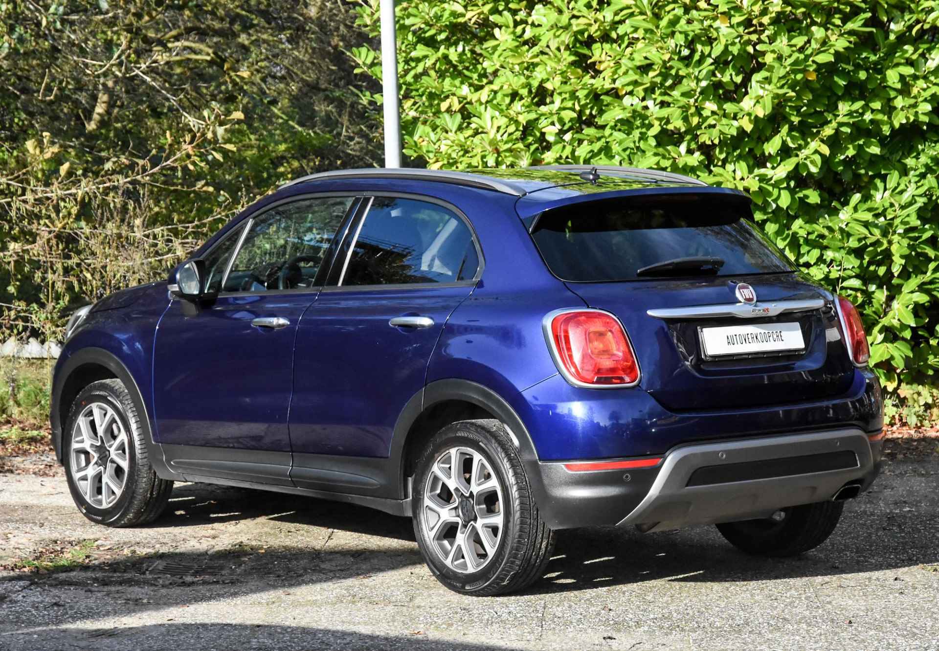 Fiat 500 X 1.4 Turbo MultiAir Lounge automaat / zwart leer/stof / stuurverwarming / stoelverwarming / airco / cruise control / navi / USB / privacy glass achter - 7/39