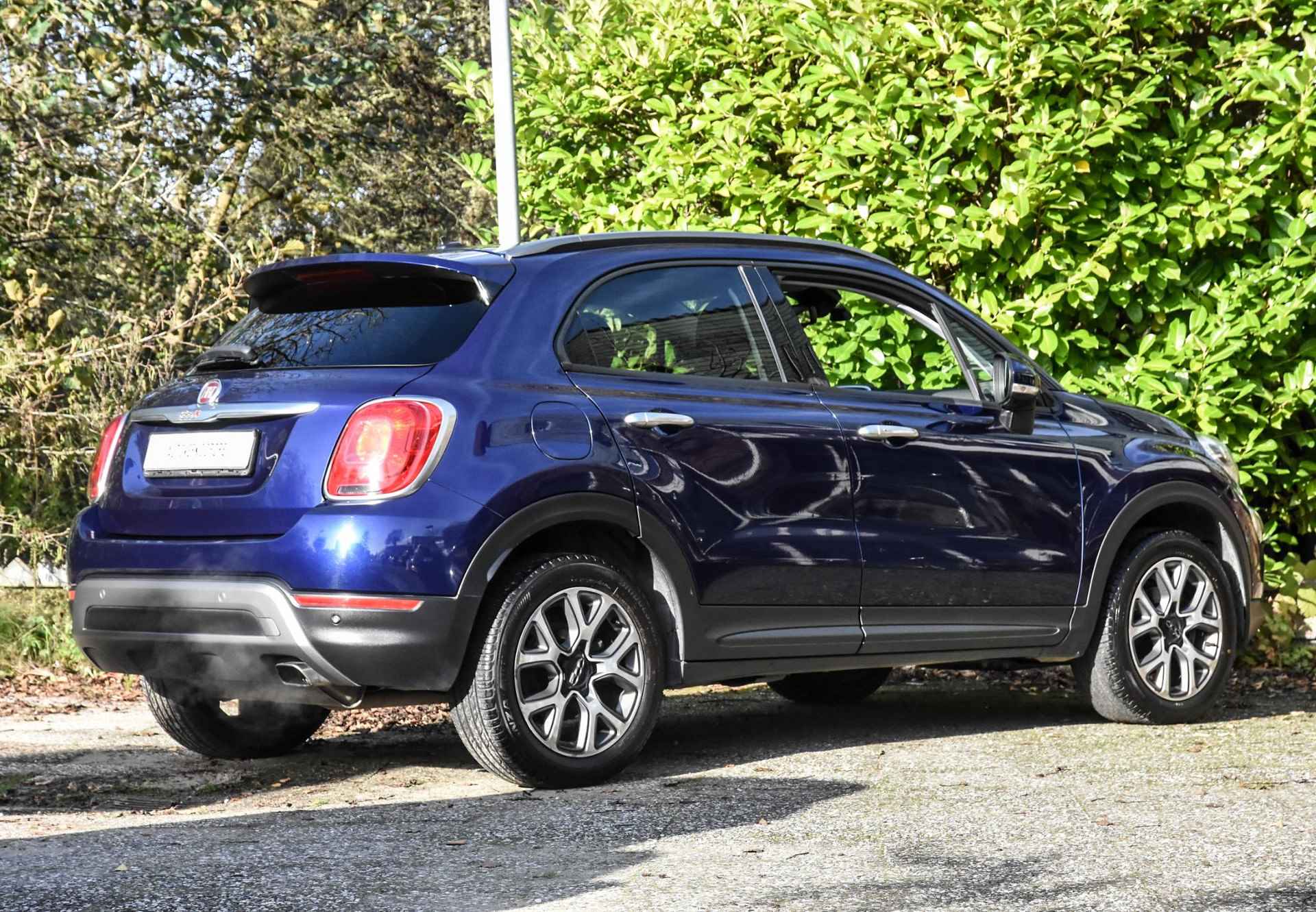 Fiat 500 X 1.4 Turbo MultiAir Lounge automaat / zwart leer/stof / stuurverwarming / stoelverwarming / airco / cruise control / navi / USB / privacy glass achter - 8/39