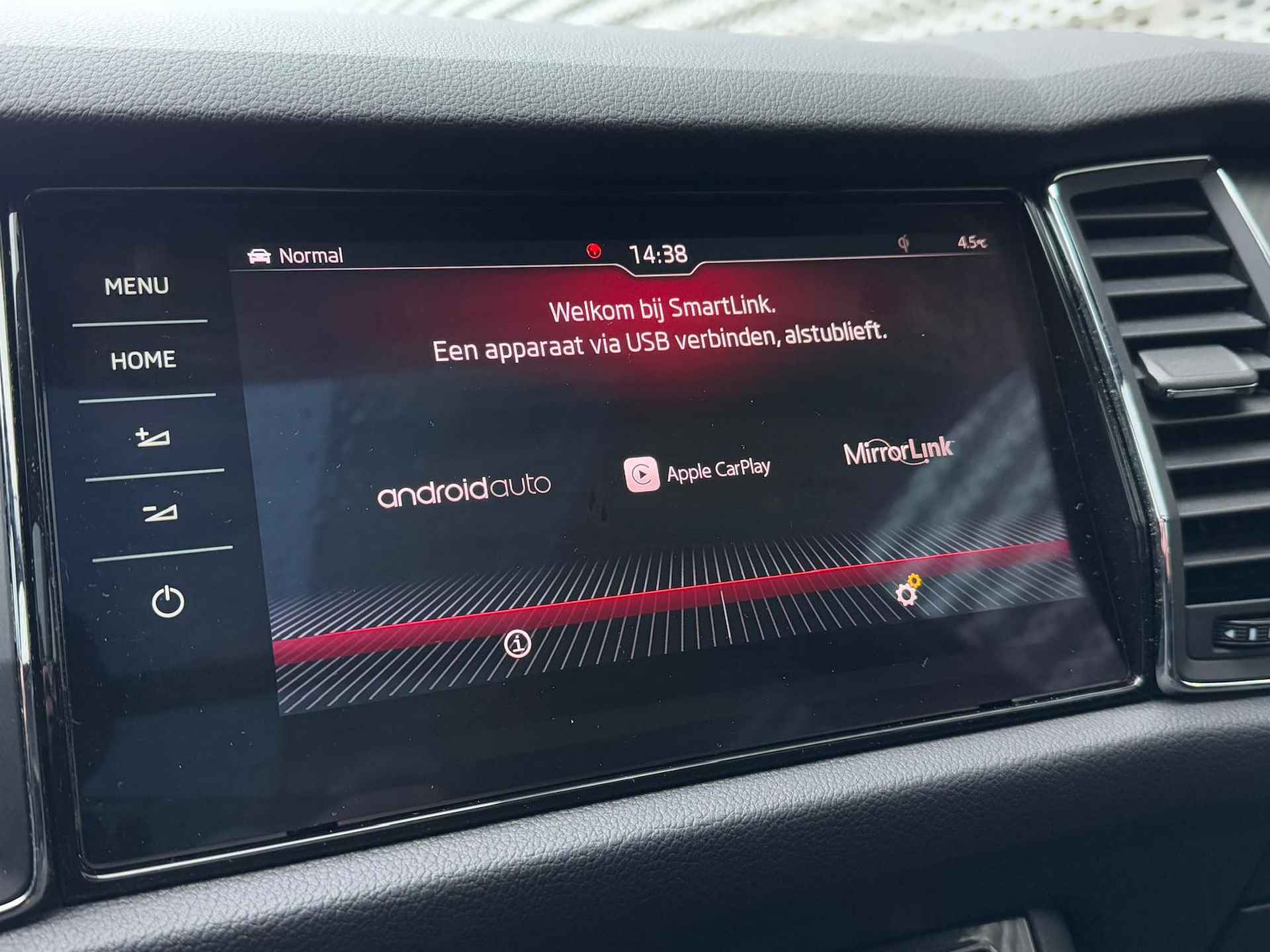 Škoda Kodiaq 1.5 TSI Sportline Business / Zwenkbare Trekhaak / Memory Seat / Panoramadak / Dodehoek Sensor / Digitale Cockpit / Achteruitrijcamera - 19/32