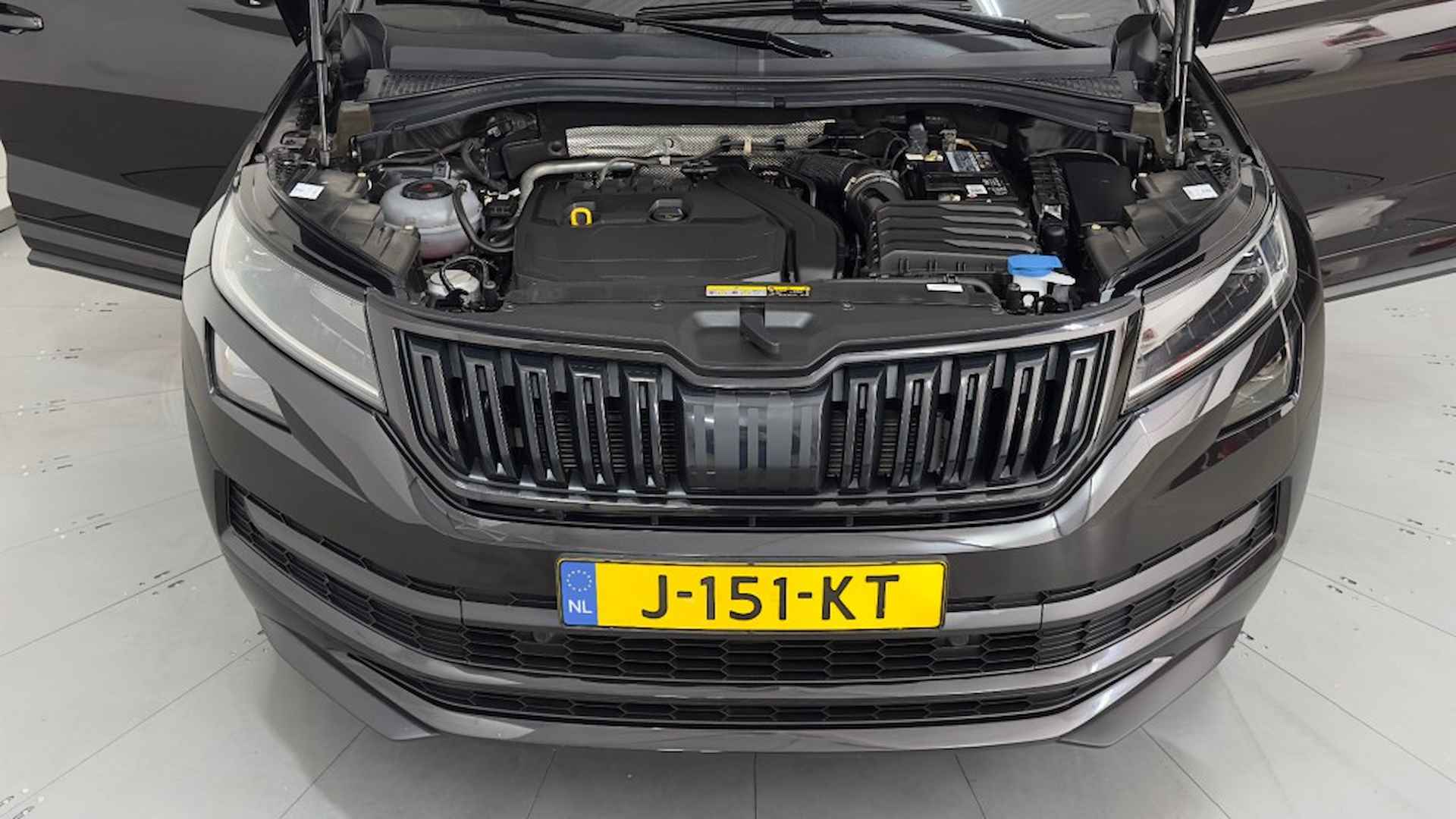 SKODA Kodiaq 1.5 TSI DSG SPORTLINE BNS 7P PANO DIGI - 58/68