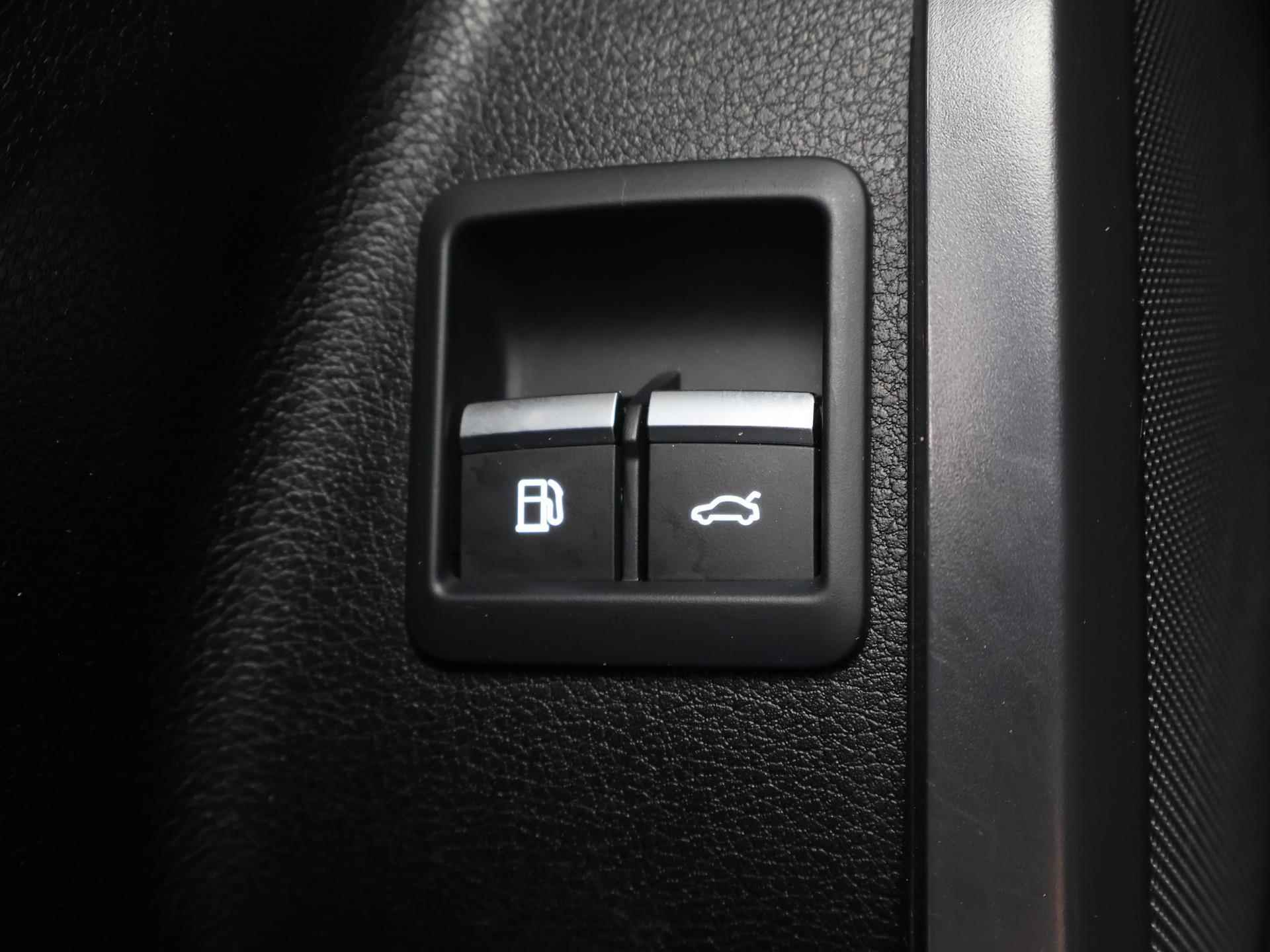 Audi Q5 50 TFSI e quattro S edition | S-Line | Digitaal dashboard | Trekhaak wegklapbaar | Ele. verstelbare stoelen | DAB | Adaptieve CruiseControl | Matrix-LED | Stoel verw. | Privacy Glass | Luchtvering | - 42/55