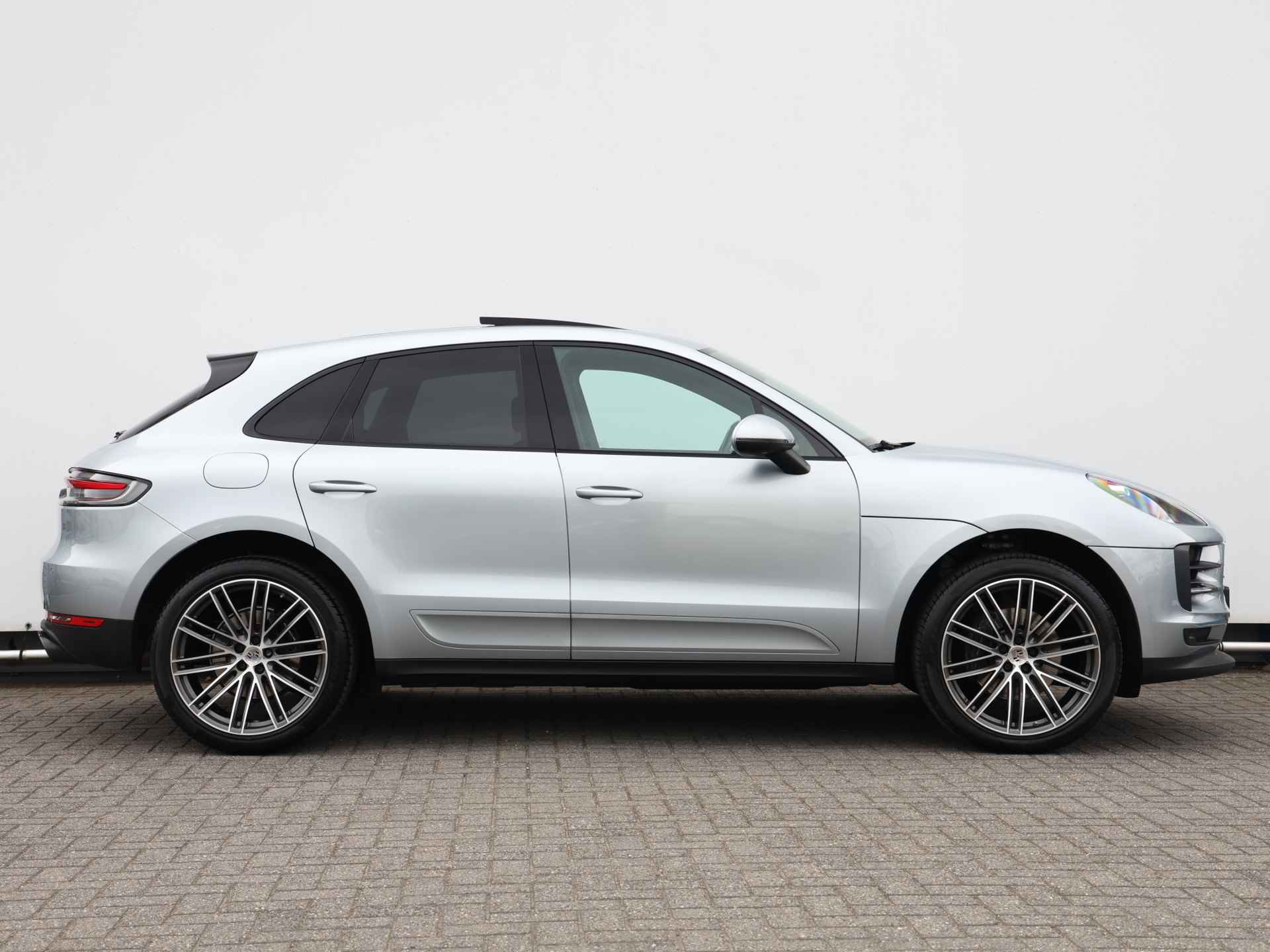 Porsche Macan 2.0 245pk | Luchtvering | Pano | Bose | Memory stoelen | Camera - 2/53