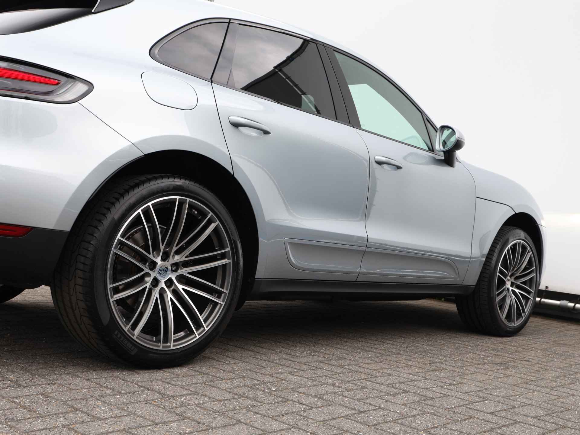 Porsche Macan 2.0 245pk | Luchtvering | Pano | Bose | Memory stoelen | Camera - 22/53