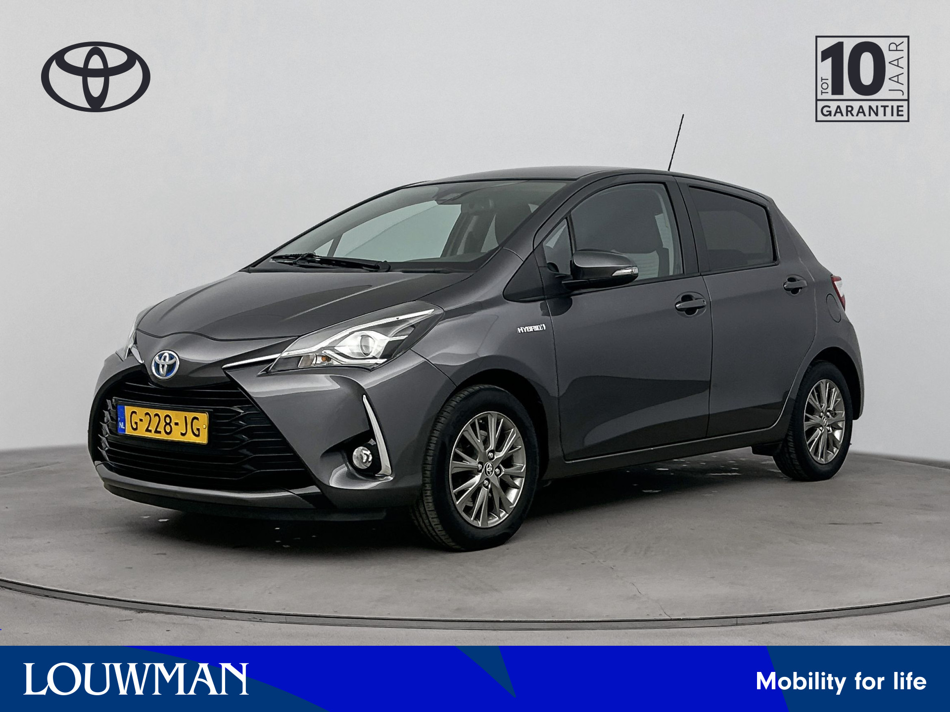 Toyota Yaris 1.5 Hybrid Dynamic | NL-Auto | Navigatie |