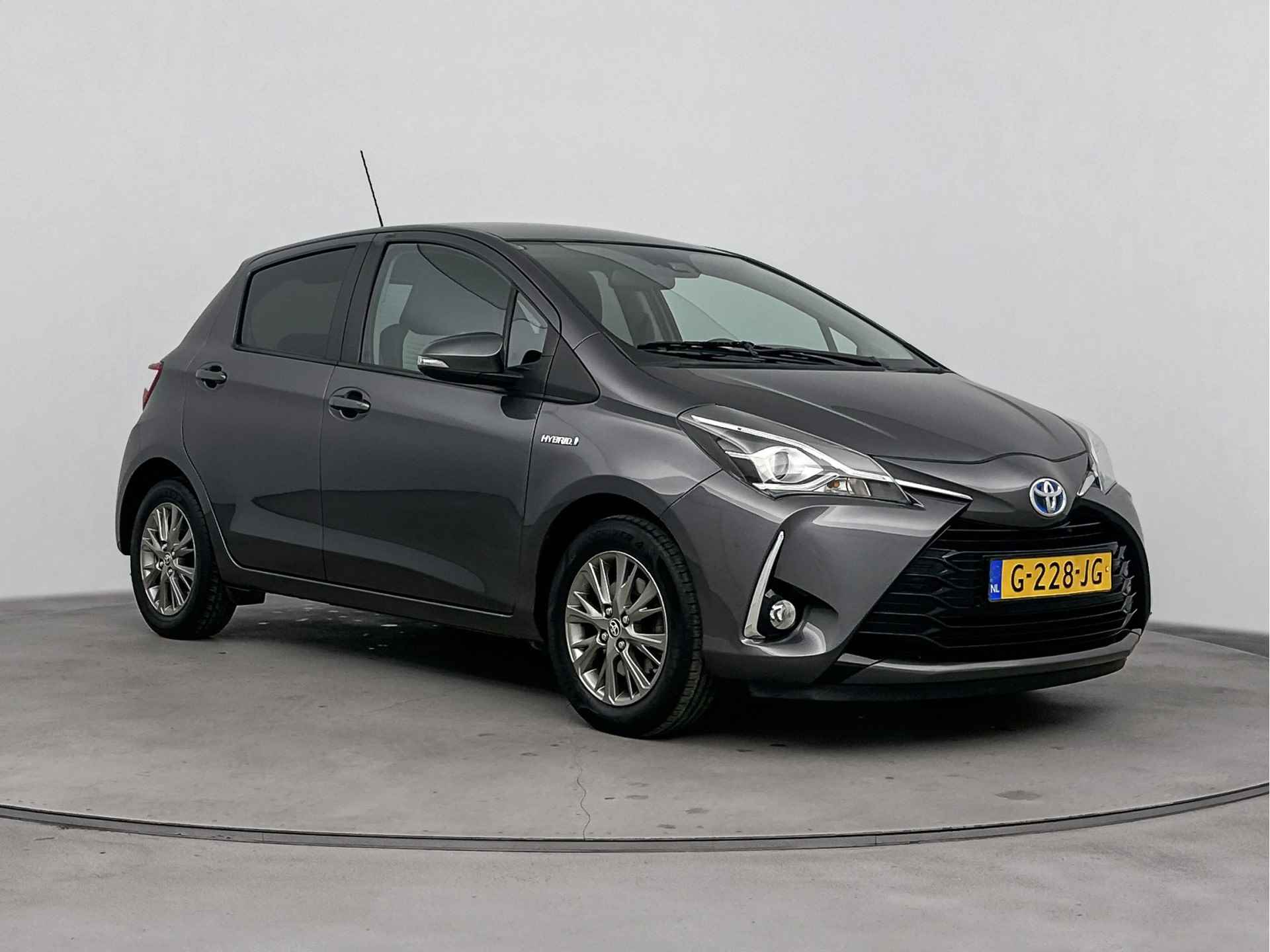 Toyota Yaris 1.5 Hybrid Dynamic | NL-Auto | Navigatie | - 28/42