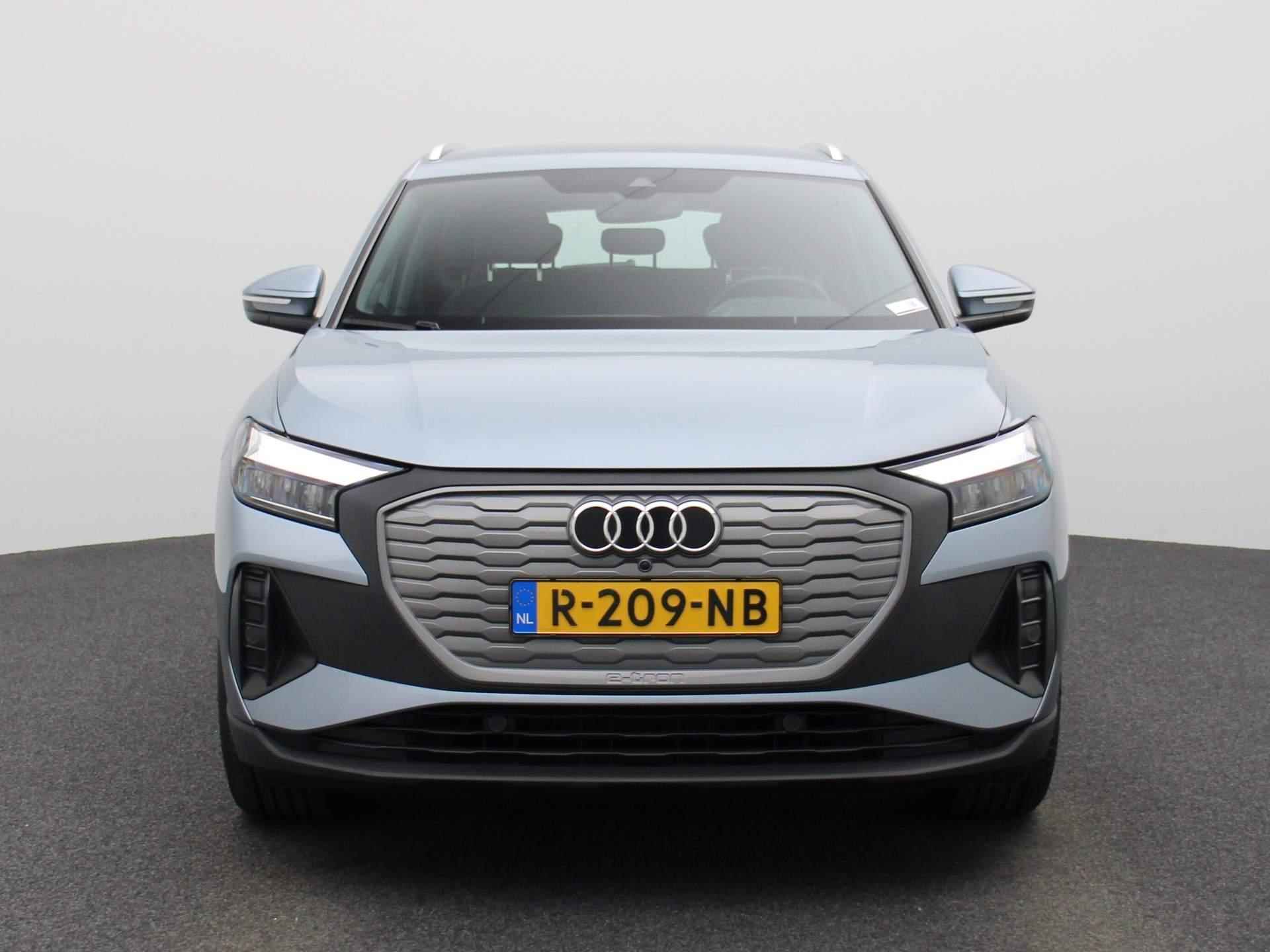 Audi Q4 e-tron 35 Launch edition 55 kWh 170 PK | Automaat | Audi smartphone interface | Cruise Control | Climate Control | Stoelverwarming | Virtual Cockpit | LED | Lichtmetalen velgen | - 3/39