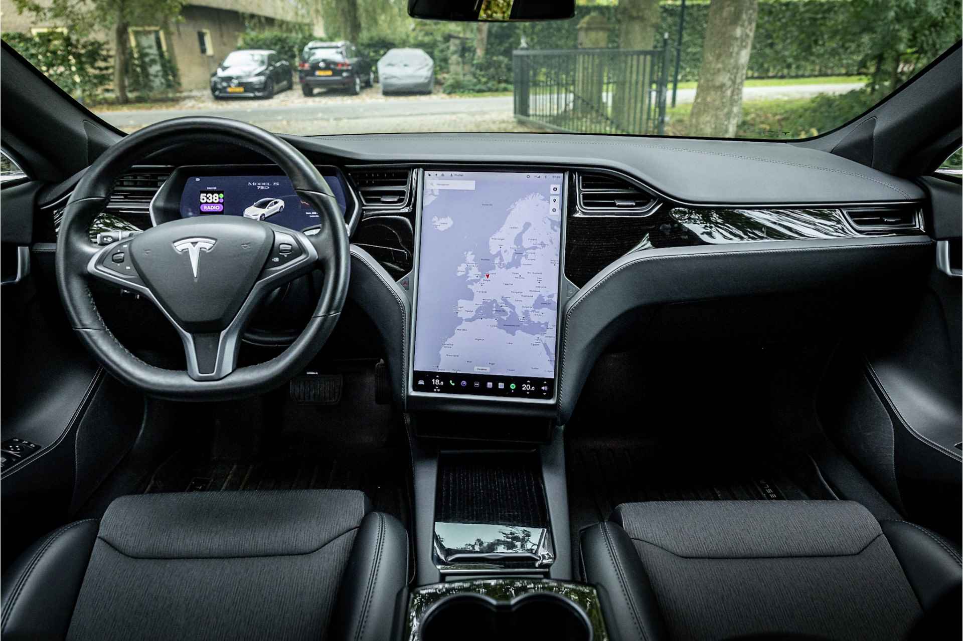Tesla Model S 75D Enhanced Autopilot Panorama - 8/26