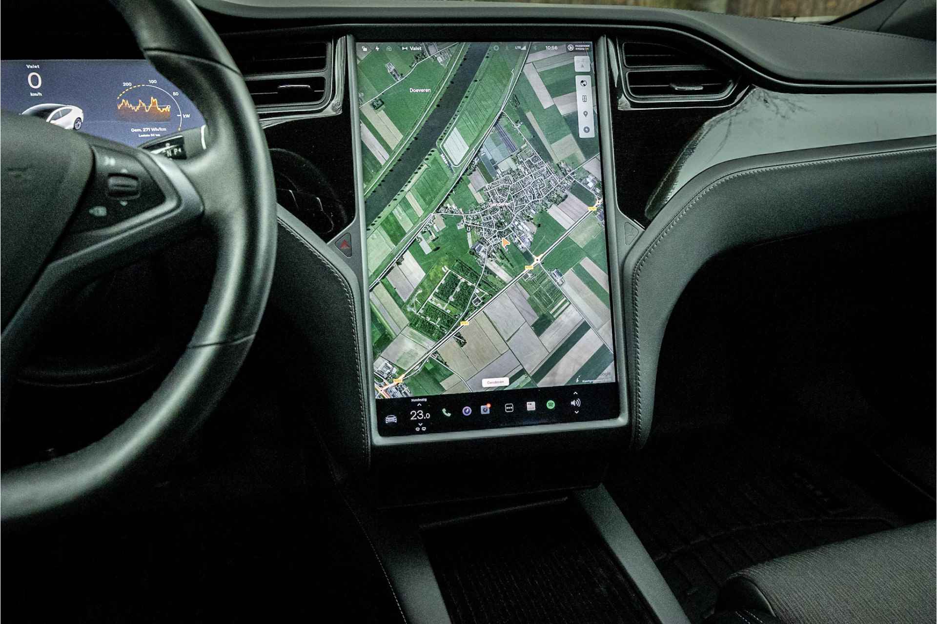 Tesla Model S 75D Enhanced Autopilot Panorama - 10/26