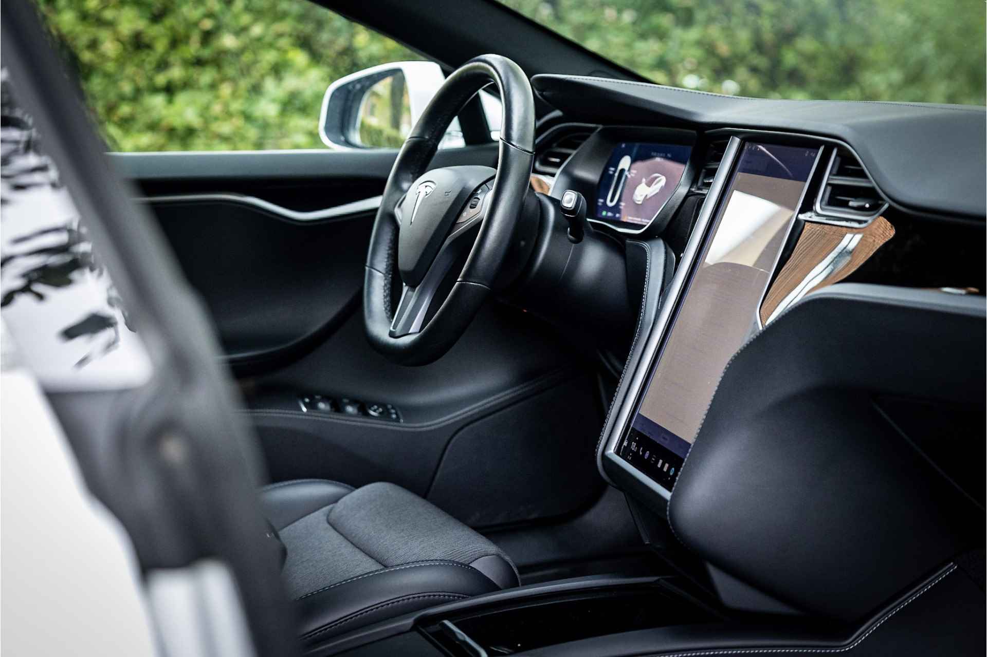 Tesla Model S 75D Enhanced Autopilot Panorama - 20/26