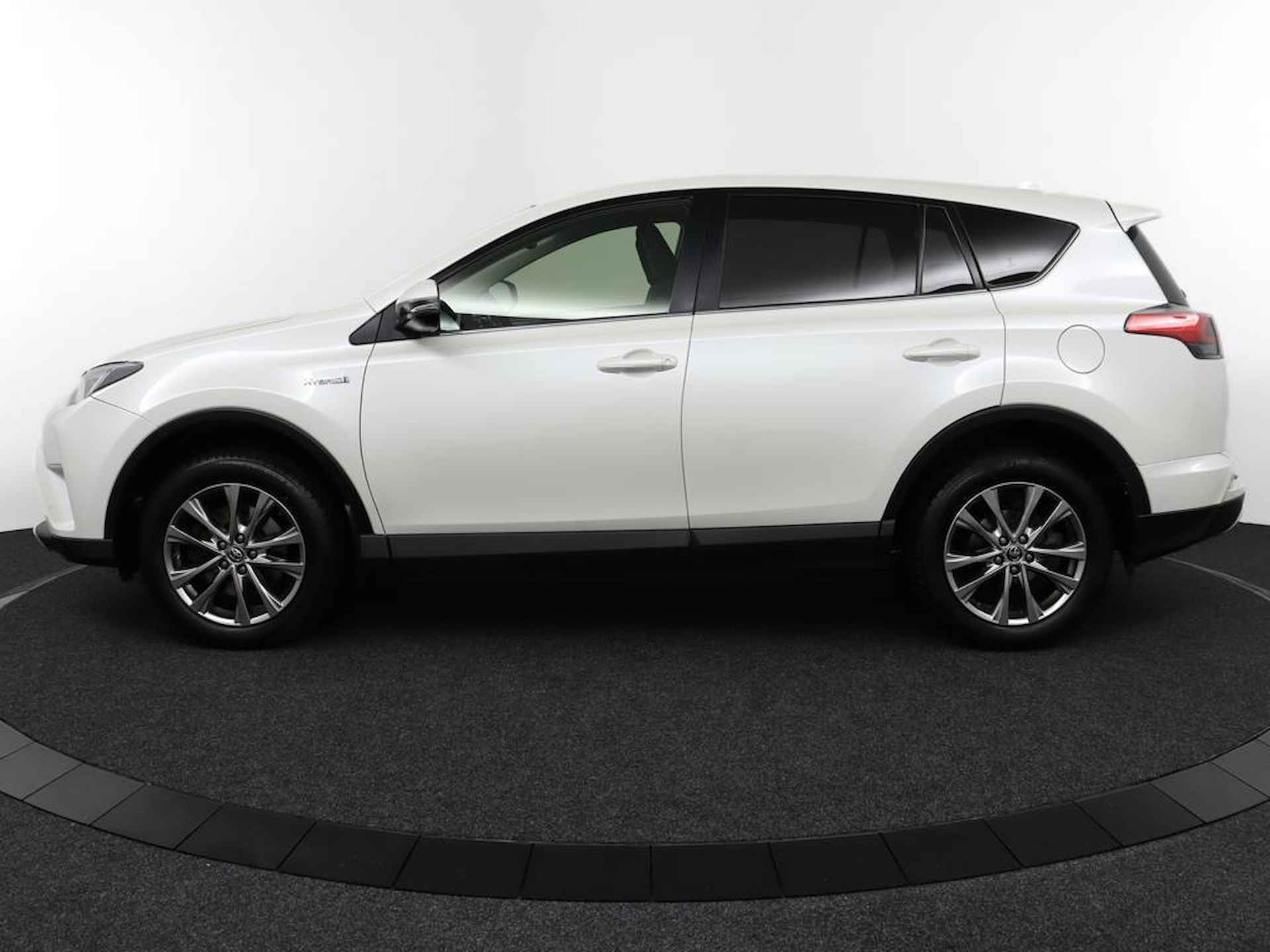 Toyota RAV4 2.5 Hybrid AWD Style Limited | Trekhaak | Parkeersensoren | Navigatie | Parkeercamera | - 3/52