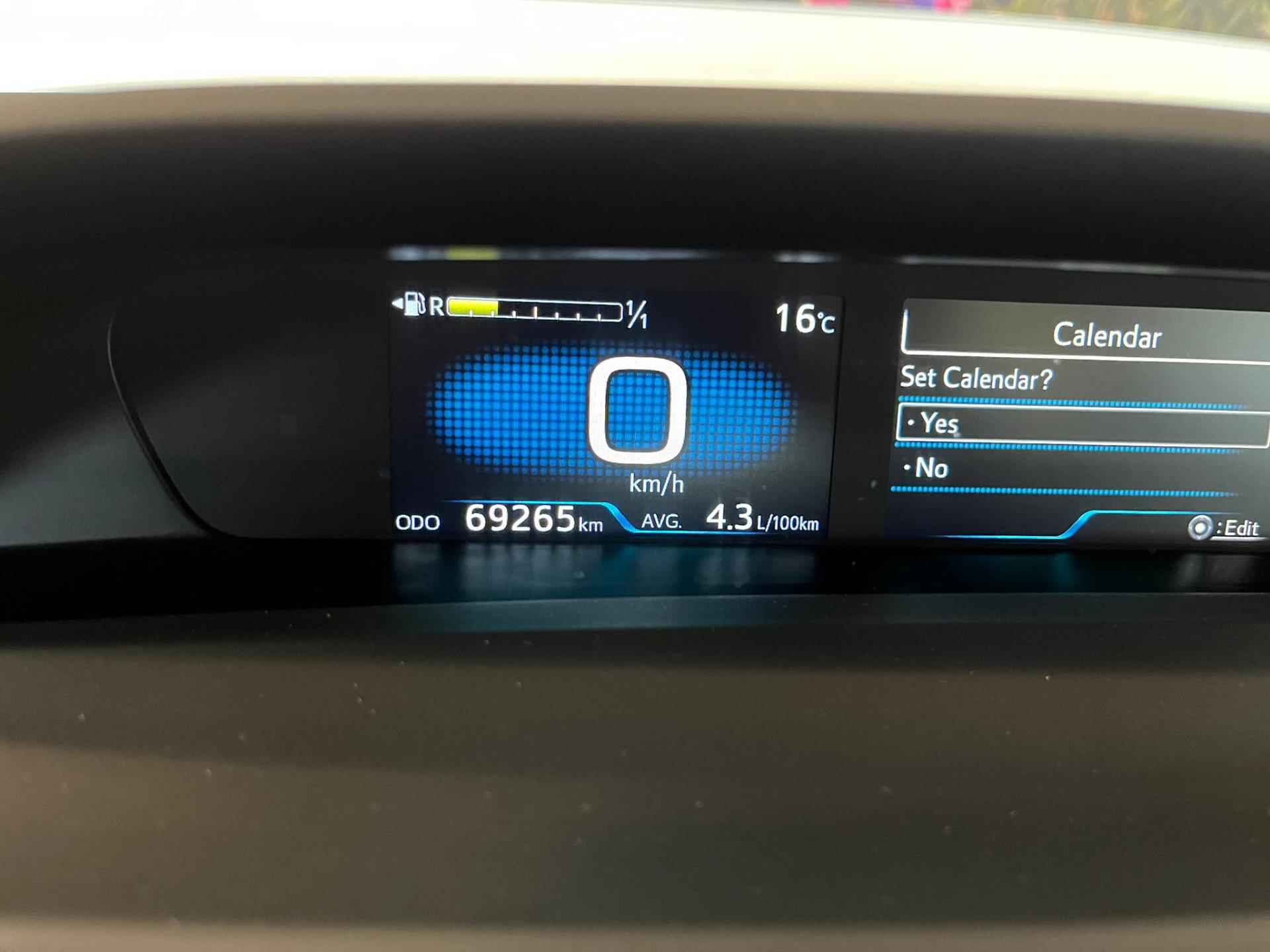 Toyota Prius 1.8 Style |Keyless|BSM|Head up display - 13/19