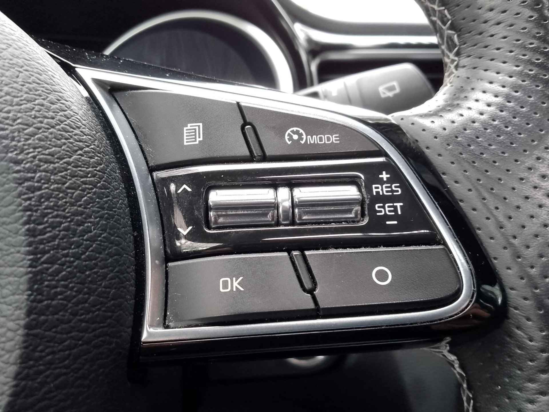 Kia Ceed 1.0 T-GDi GT-Line | Navigatie | Panodak | LM Velgen | Cruise Control | PDC + Camera - 28/29