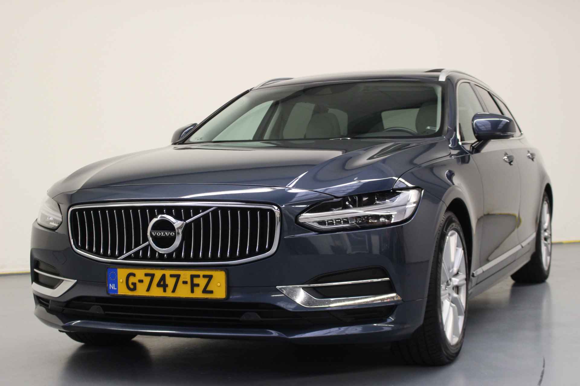 Volvo V90 T4 Inscription | Rijklaarprijs | Pano dak | - 27/30