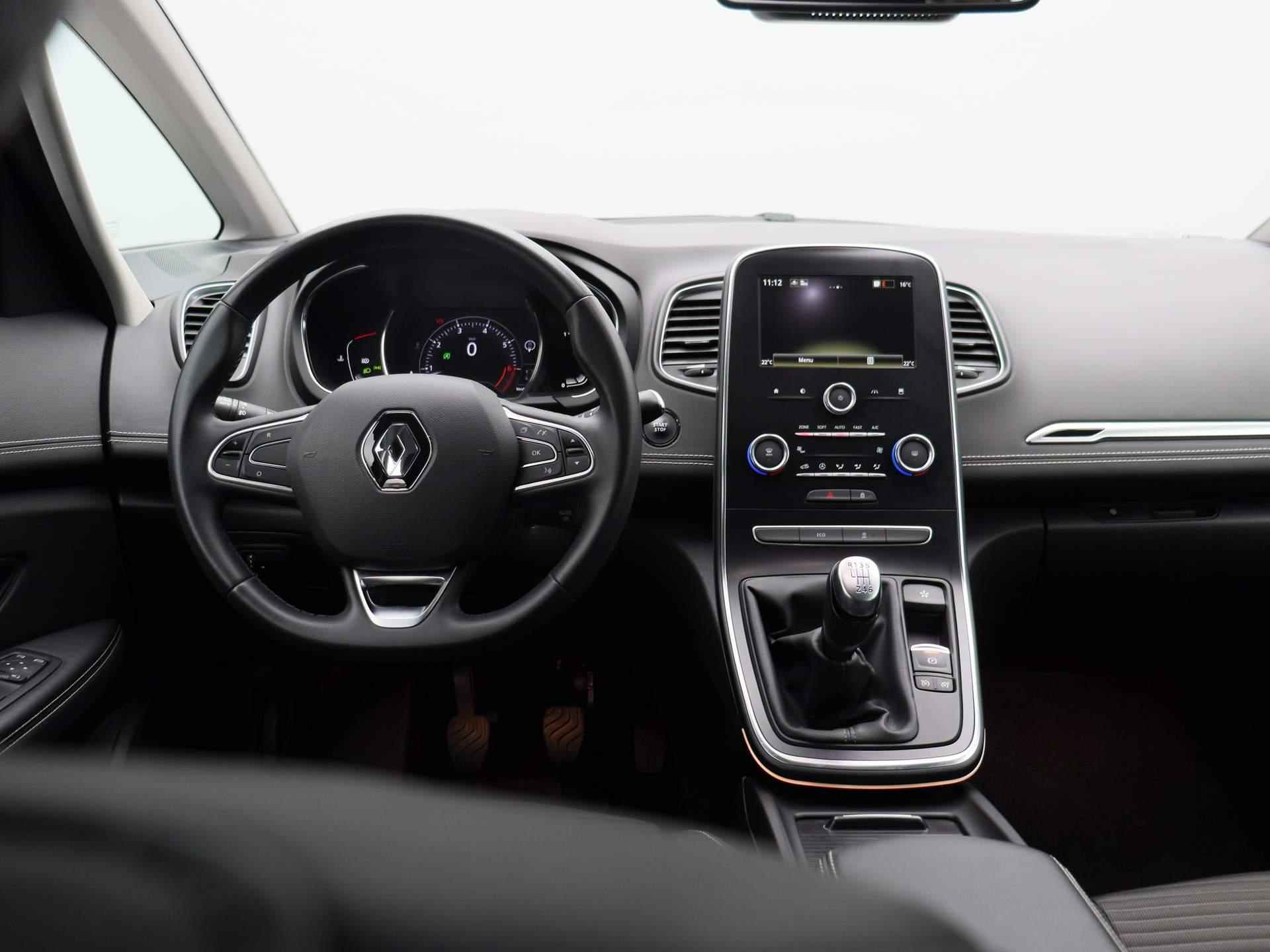 Renault Grand Scénic 1.3 TCe Intens | Trekhaak | Full-Map Navigatie | Keyless | 20" LMV | PDC Voor + Achter | Cruise Control & Snelheidsbegrenzer | Licht- en Regensensor | Apple Carplay & Android Auto - 7/36