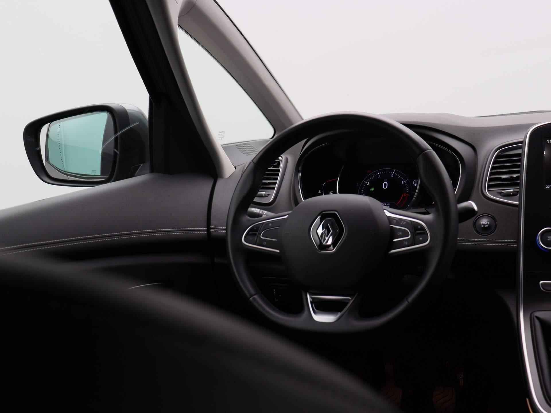 Renault Grand Scénic 1.3 TCe Intens | Trekhaak | Full-Map Navigatie | Keyless | 20" LMV | PDC Voor + Achter | Cruise Control & Snelheidsbegrenzer | Licht- en Regensensor | Apple Carplay & Android Auto - 10/36