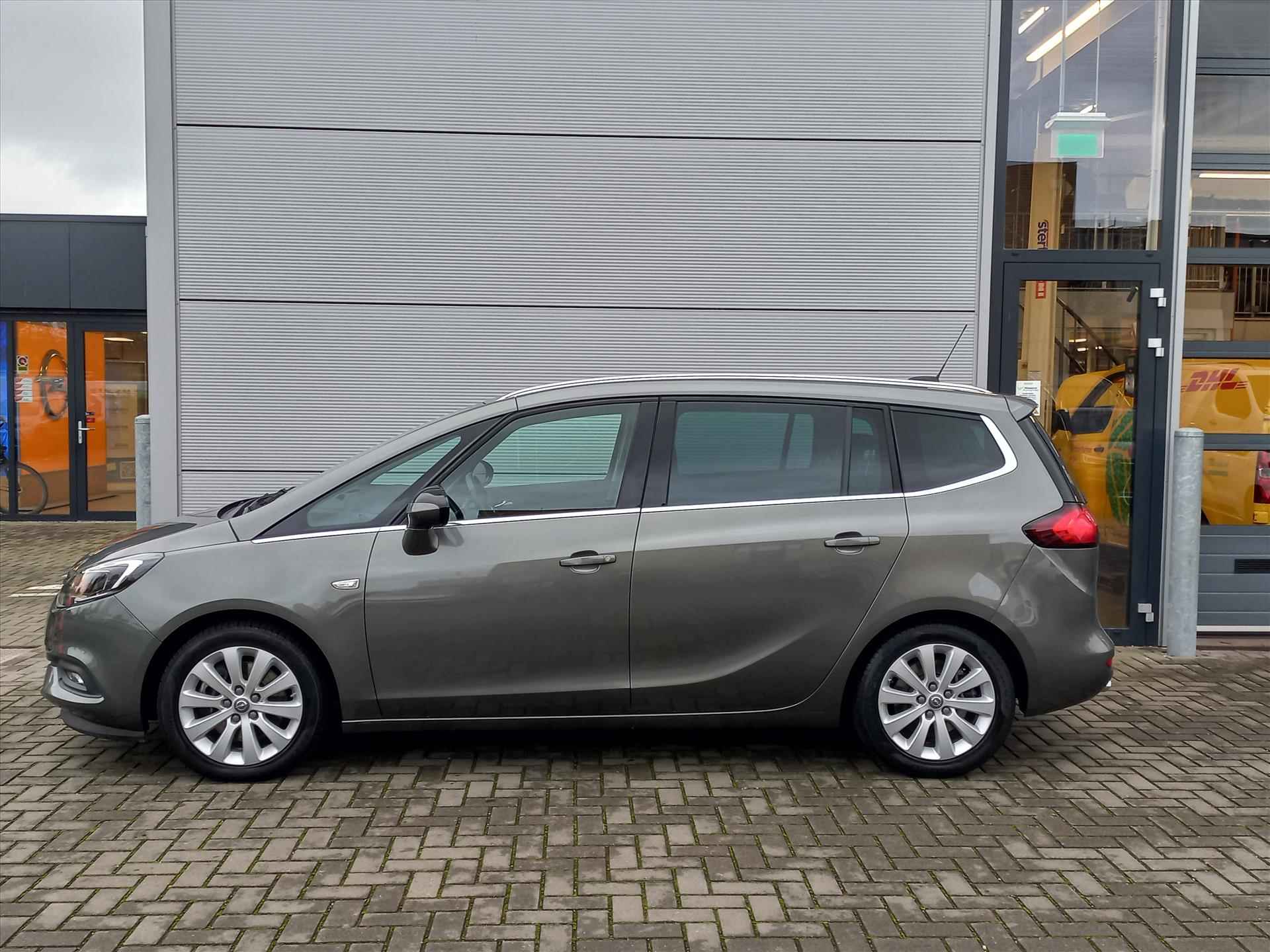 Opel Zafira Tourer 1.6T 170pk 7-zitplaatsen Business Executive | Navigatie | 17" Lm velgen | Trekhaak (1650kg) | Camera | Climate control - 3/44