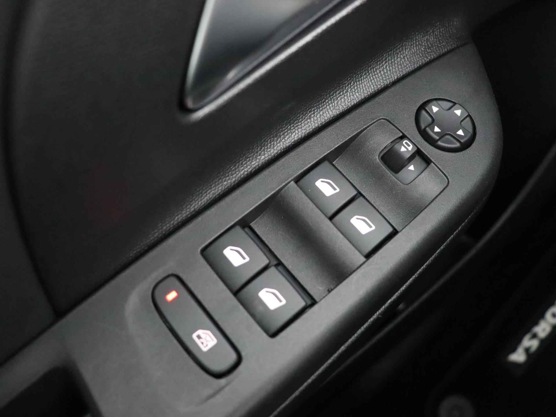 Opel Corsa 1.2 GS Line 100pk | Digitale Cockpit | Camera | Parkeersensoren | 16" Black Gloss velgen - 6/30