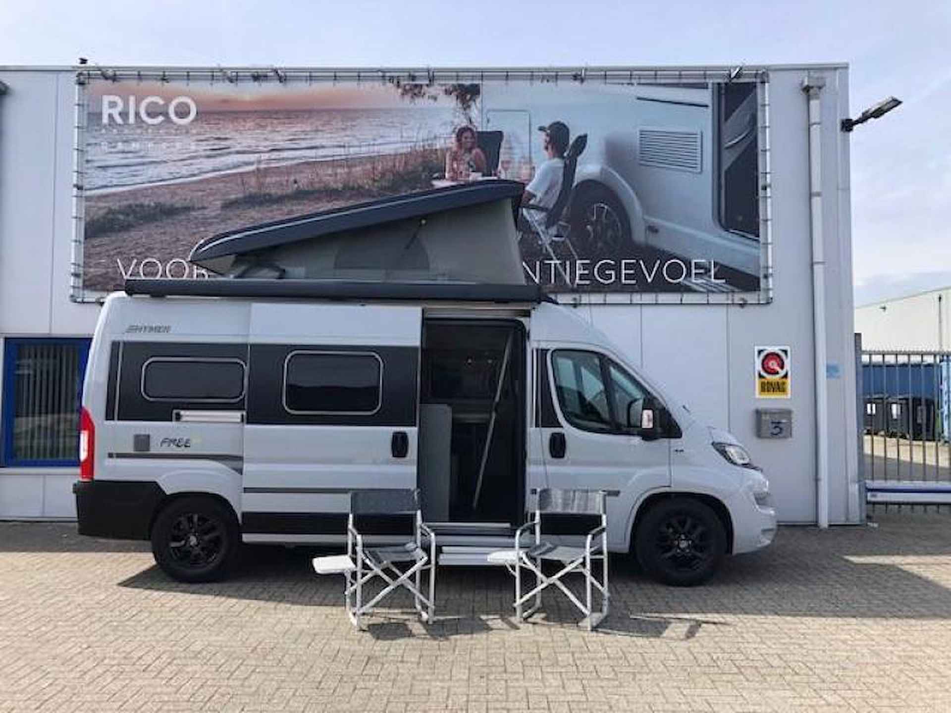 Hymer Free 600 Campus  Hefdak 9 trapsautomaat - 7/25