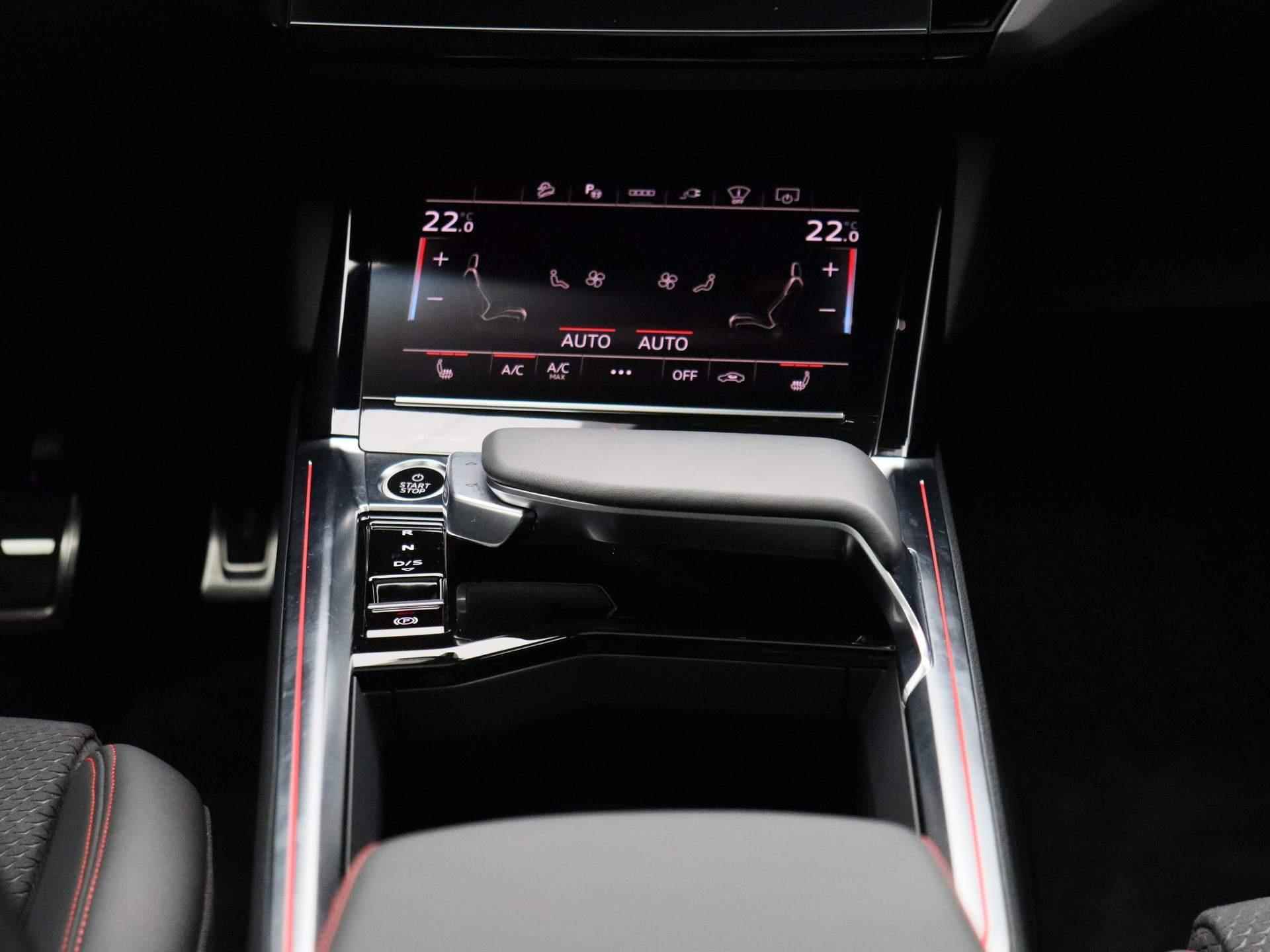 Audi Q8 e-tron 55 quattro S Edition 115 kWh 408 PK | S-line Interieur & Exterieur | Navigatie | 360 Camera | Panoramadak | Adaptive Cruise Control | Head-up Display | Stoelverwarming | Lichtmetalen velgen | Climate Control | Audi Virtual Mirrors | Fabrieksgarantie | - 10/56