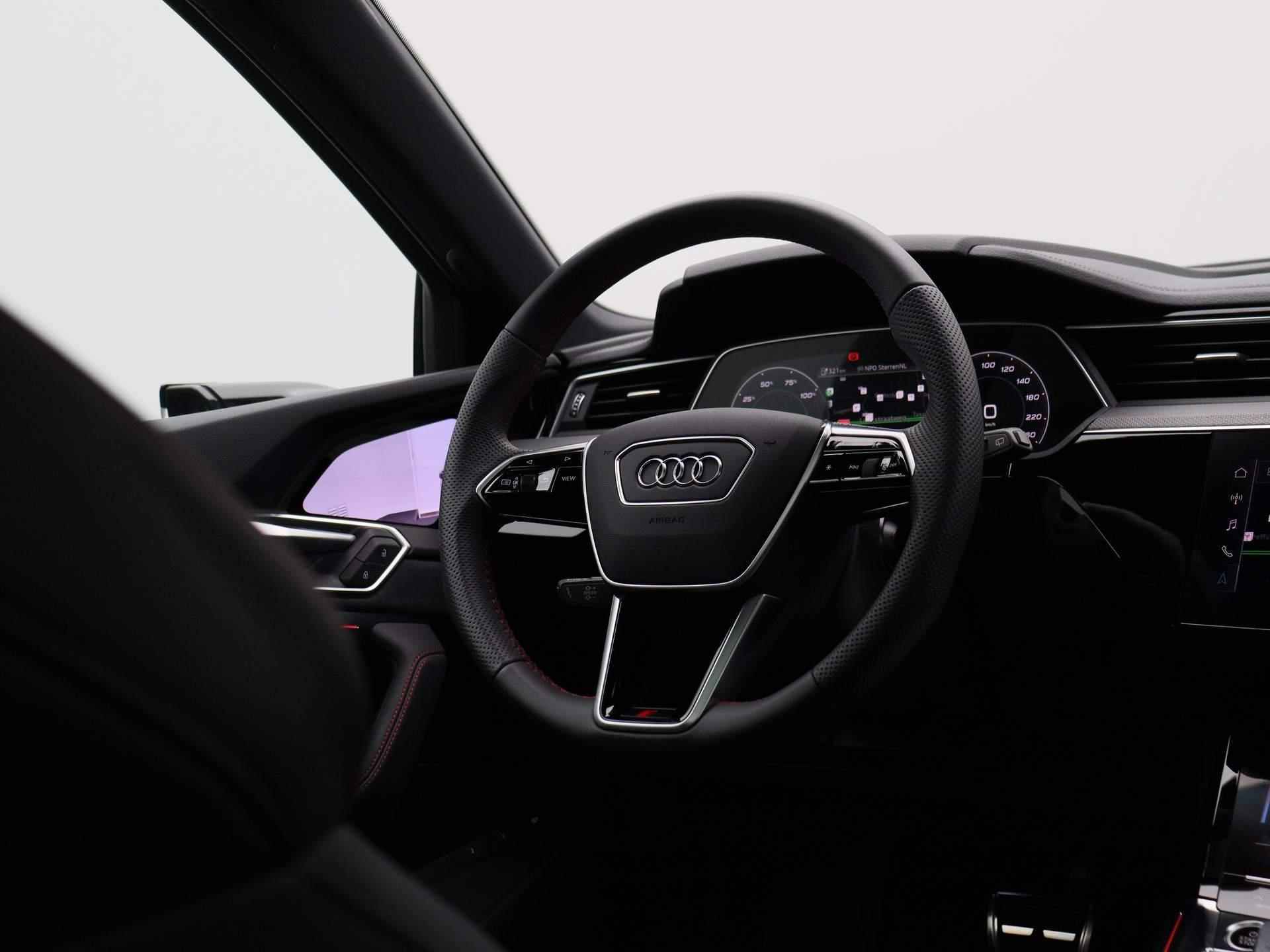 Audi Q8 e-tron 55 quattro S Edition 115 kWh 408 PK | S-line Interieur & Exterieur | Navigatie | 360 Camera | Panoramadak | Adaptive Cruise Control | Head-up Display | Stoelverwarming | Lichtmetalen velgen | Climate Control | Audi Virtual Mirrors | Fabrieksgarantie | - 11/56