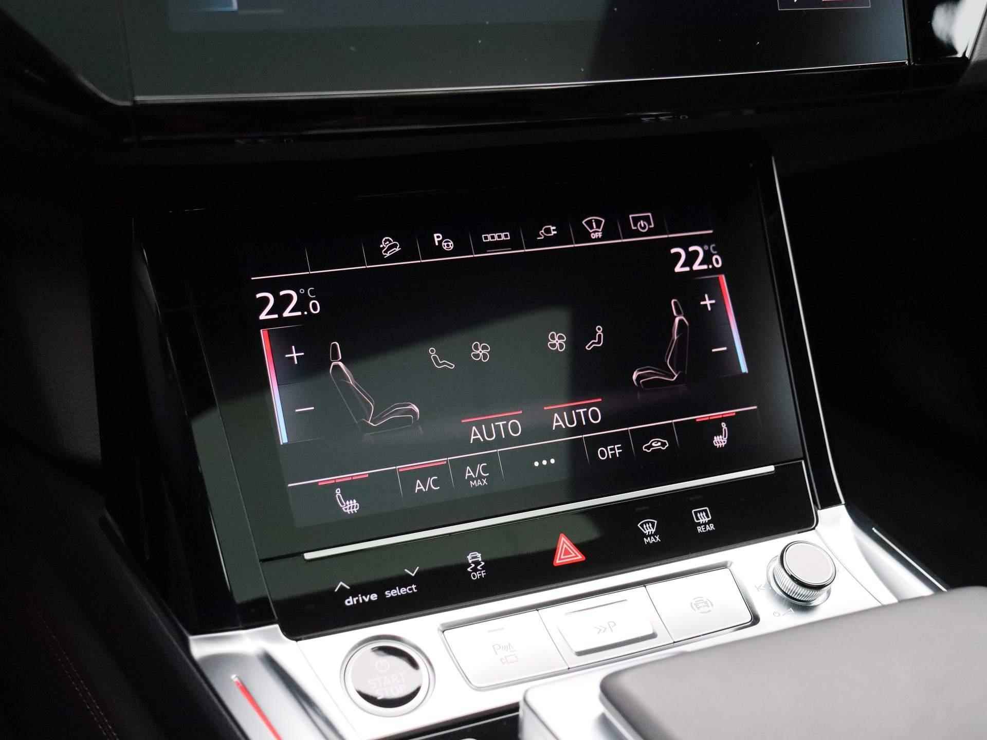 Audi Q8 e-tron 55 quattro S Edition 115 kWh 408 PK | S-line Interieur & Exterieur | Navigatie | 360 Camera | Panoramadak | Adaptive Cruise Control | Head-up Display | Stoelverwarming | Lichtmetalen velgen | Climate Control | Audi Virtual Mirrors | Fabrieksgarantie | - 21/56