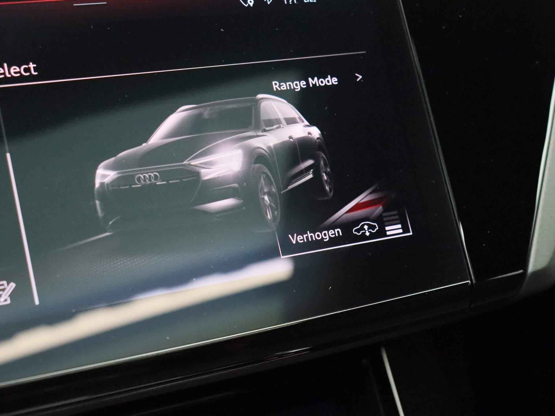 Audi Q8 e-tron 55 quattro S Edition 115 kWh 408 PK | S-line Interieur & Exterieur | Navigatie | 360 Camera | Panoramadak | Adaptive Cruise Control | Head-up Display | Stoelverwarming | Lichtmetalen velgen | Climate Control | Audi Virtual Mirrors | Fabrieksgarantie | - 37/56