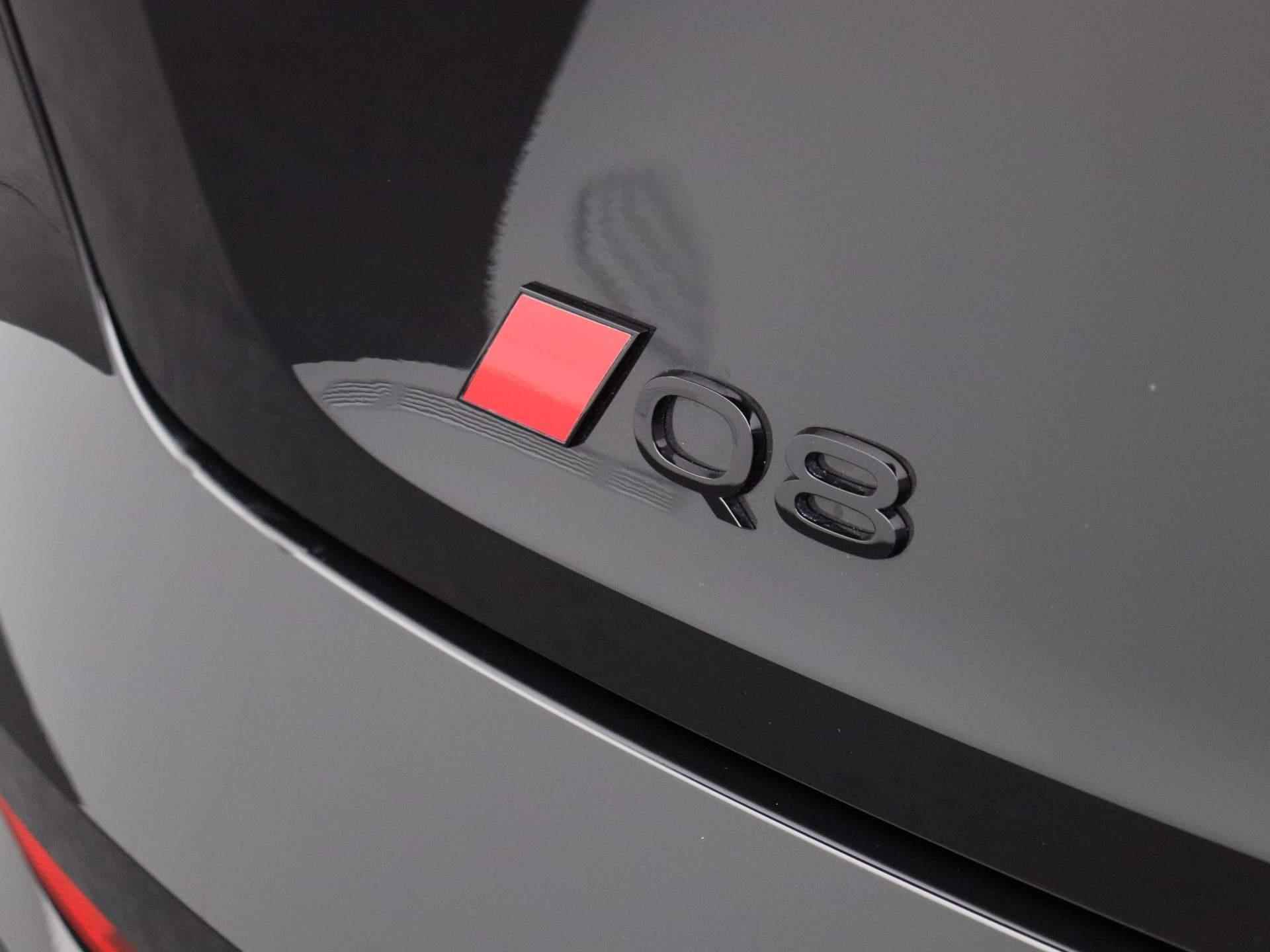 Audi Q8 e-tron 55 quattro S Edition 115 kWh 408 PK | S-line Interieur & Exterieur | Navigatie | 360 Camera | Panoramadak | Adaptive Cruise Control | Head-up Display | Stoelverwarming | Lichtmetalen velgen | Climate Control | Audi Virtual Mirrors | Fabrieksgarantie | - 44/56