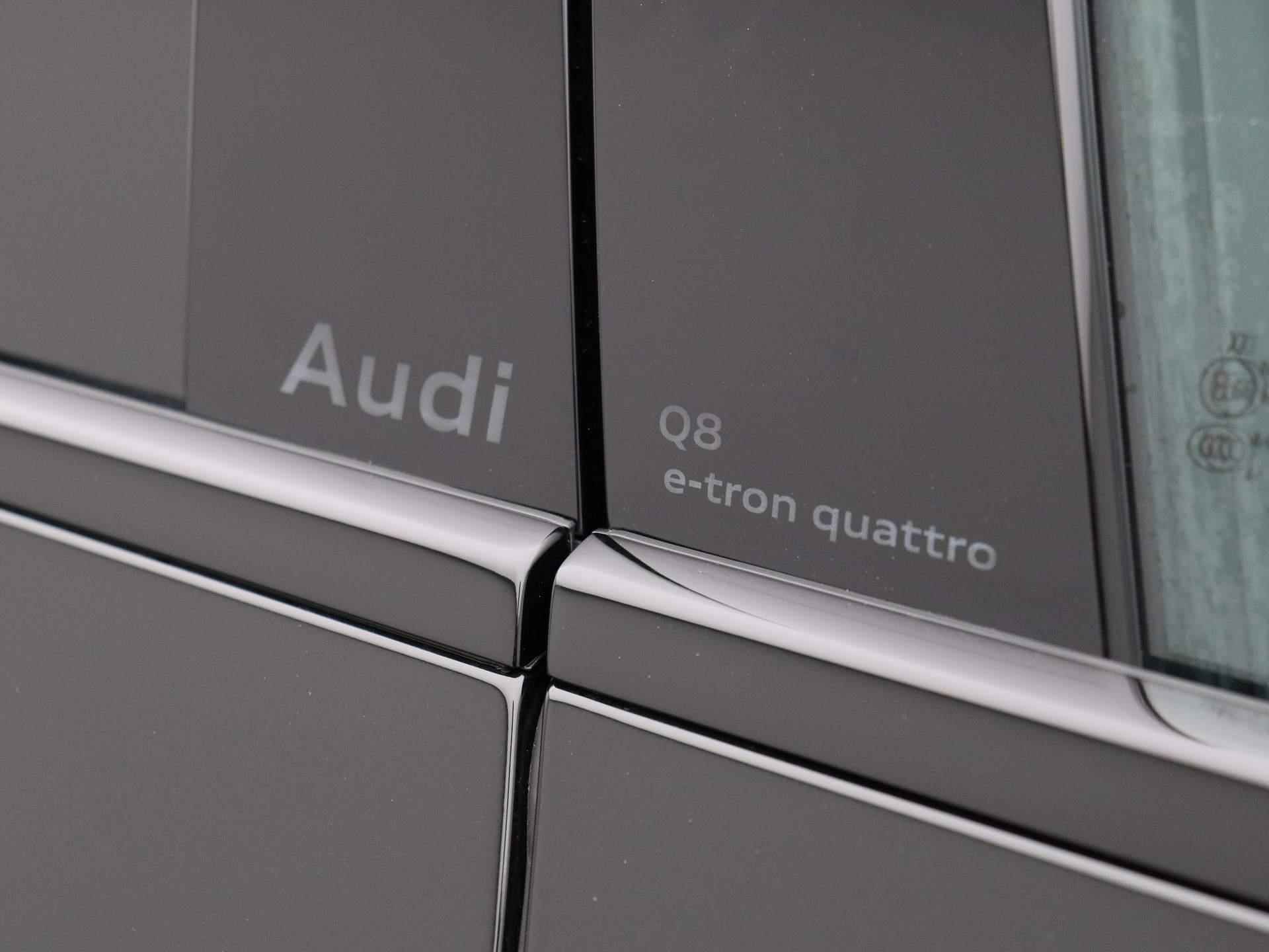 Audi Q8 e-tron 55 quattro S Edition 115 kWh 408 PK | S-line Interieur & Exterieur | Navigatie | 360 Camera | Panoramadak | Adaptive Cruise Control | Head-up Display | Stoelverwarming | Lichtmetalen velgen | Climate Control | Audi Virtual Mirrors | Fabrieksgarantie | - 50/56