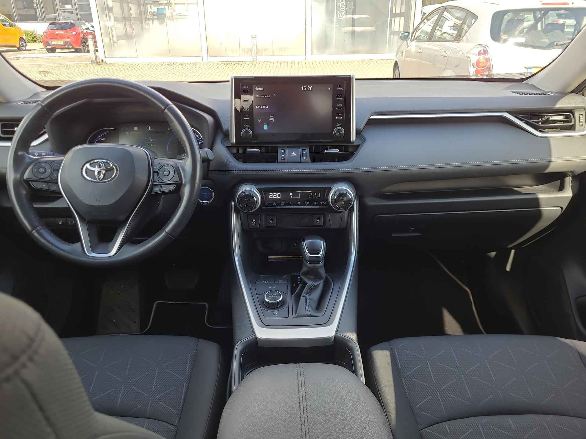 Toyota RAV4 2.5 Hybrid AWD Team-D Automaat | Apple CarPlay / Android Auto | Navigatie | Trekhaak | Rijklaarprijs incl. garantie | - 10/39