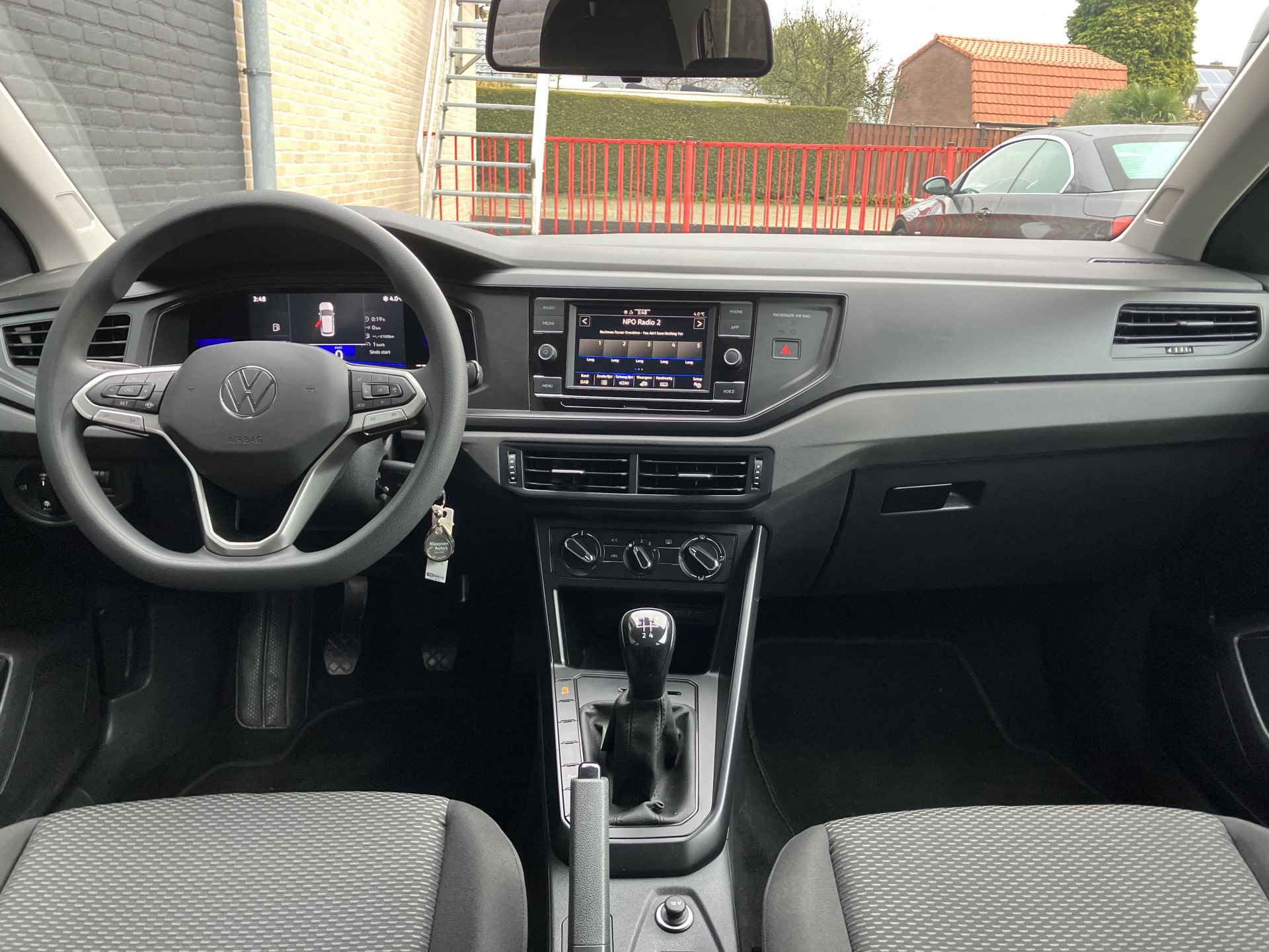 Volkswagen Polo 1.0 MPI Comfortline | 1e eigenaar | dealer onderh. | apple carplay | airco | bluetooth | parkeersensoren | virtual cockpit - 15/34