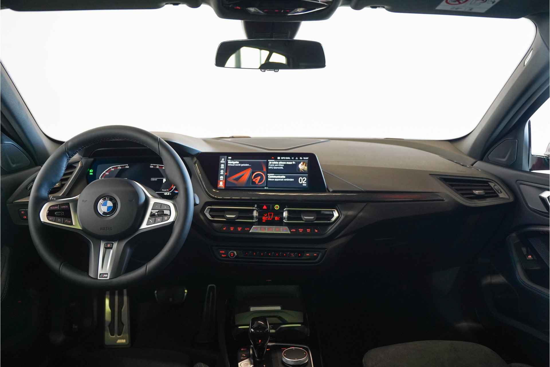 BMW 1 Serie 5-deurs 118i M Sportpakket Pro Aut. - 3/26