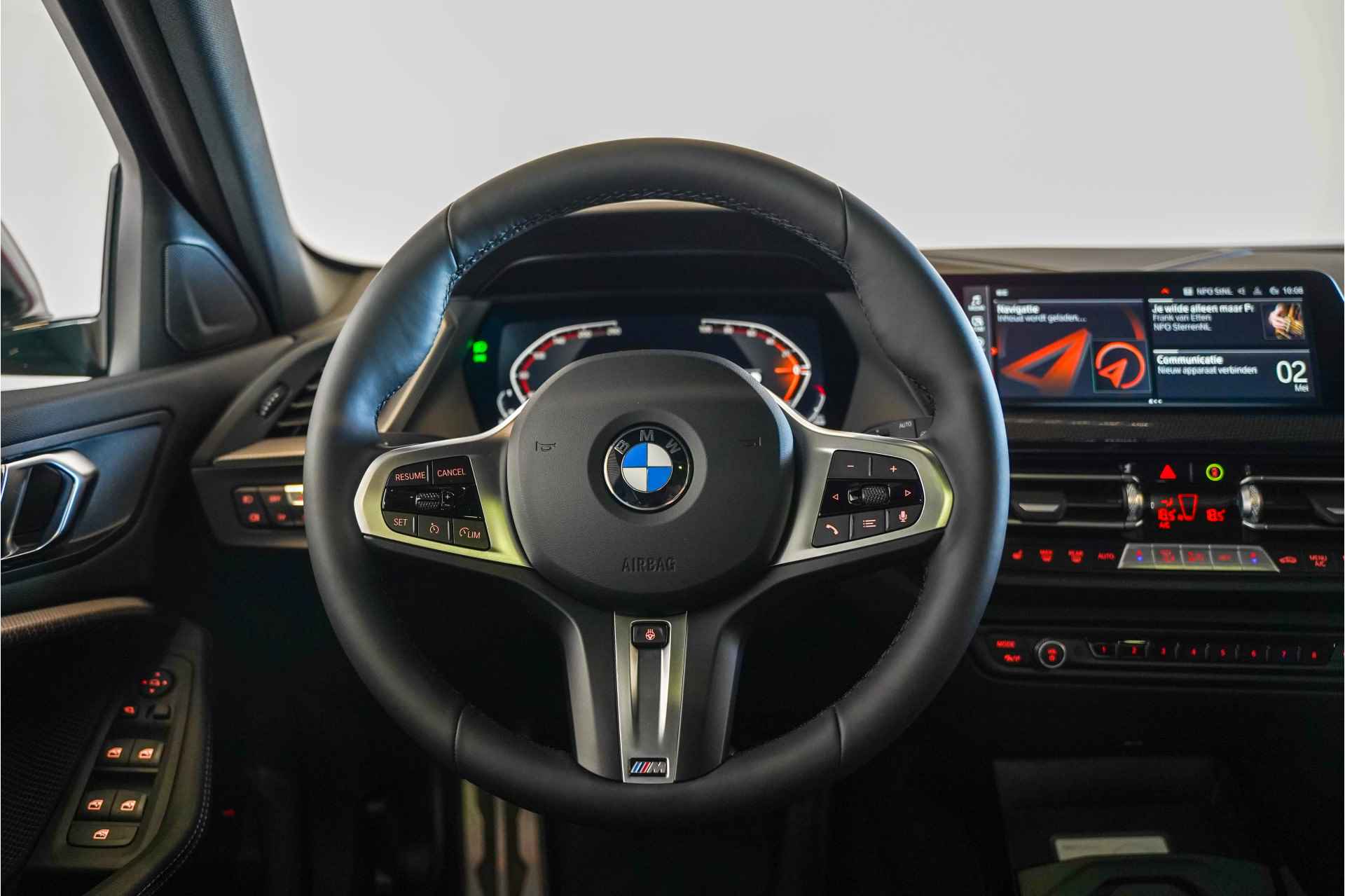 BMW 1 Serie 5-deurs 118i M Sportpakket Pro Aut. - 9/26