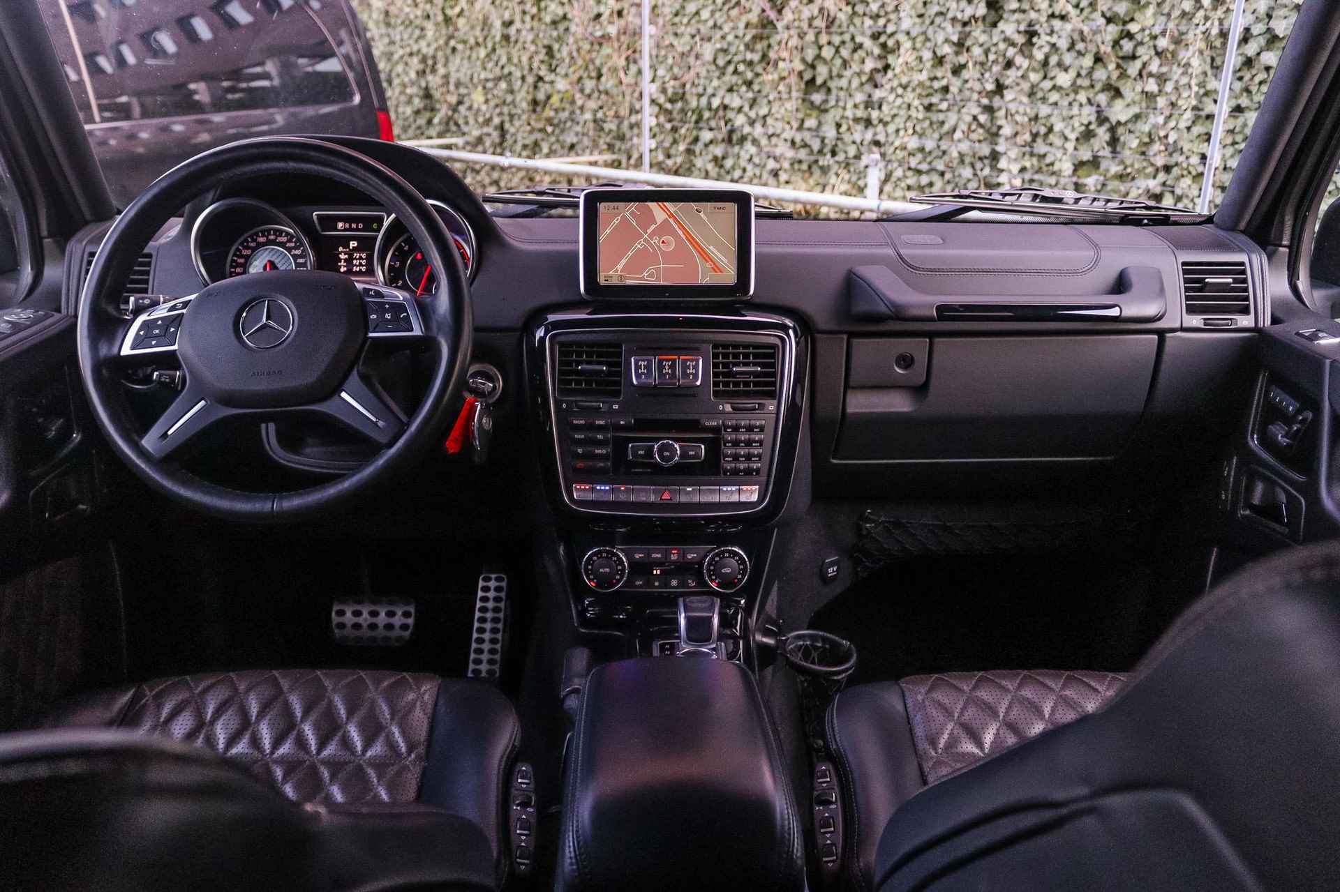 Mercedes-Benz G-klasse G 63 AMG Automaat | Designo | Distronic | Harman/Kardon Audio | Entertainment Achter | Standkachel | Trekhaak - 3/50