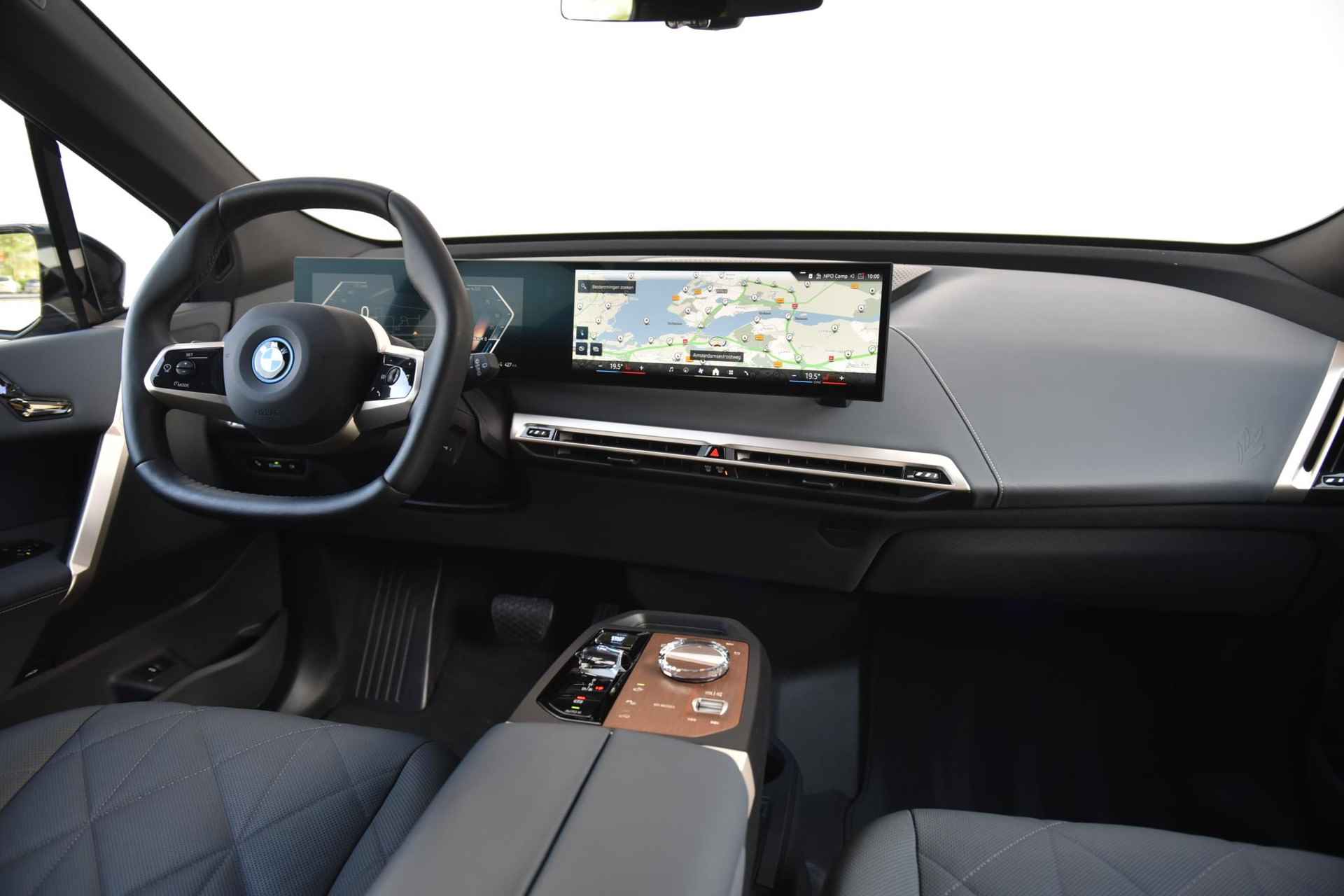BMW iX xDrive50 High Executive 112 kWh - 13/30